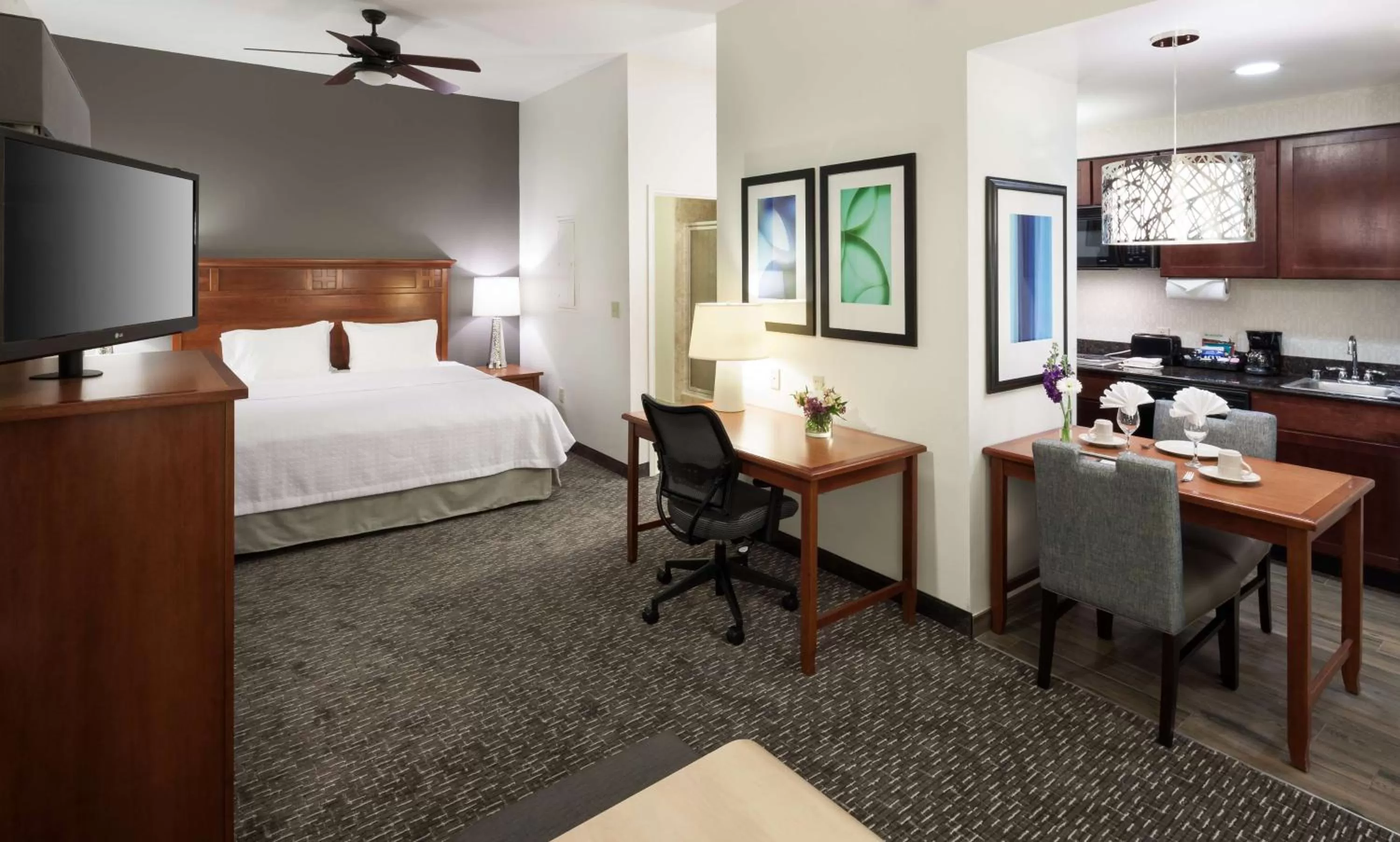 Kitchen or kitchenette, Bed in Homewood Suites by Hilton Agoura Hills