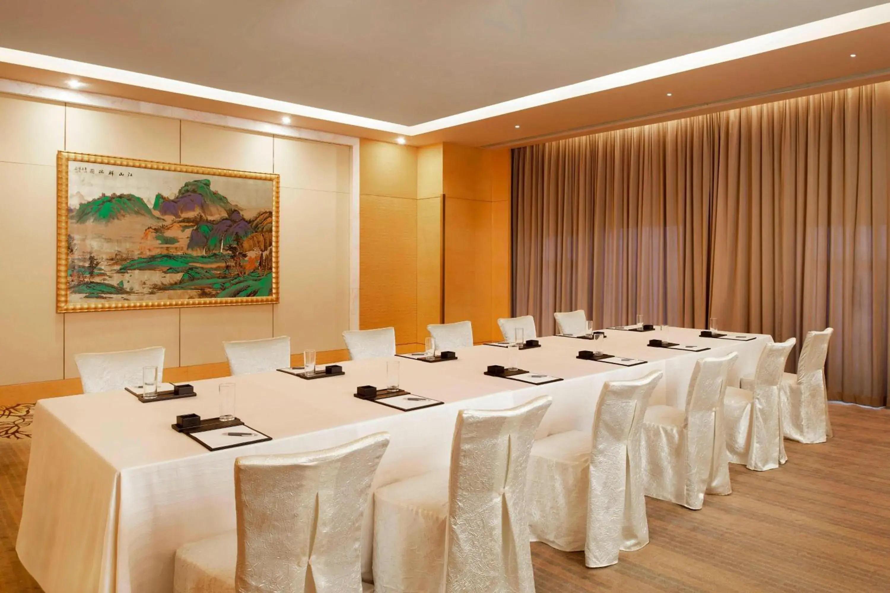 Meeting/conference room in The Westin Wuhan Wuchang