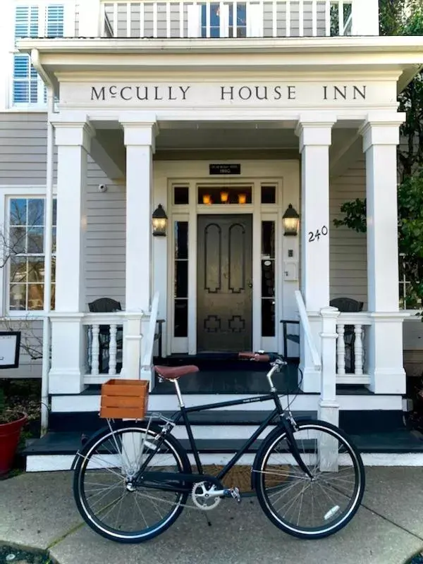 Cycling in McCully House Inn