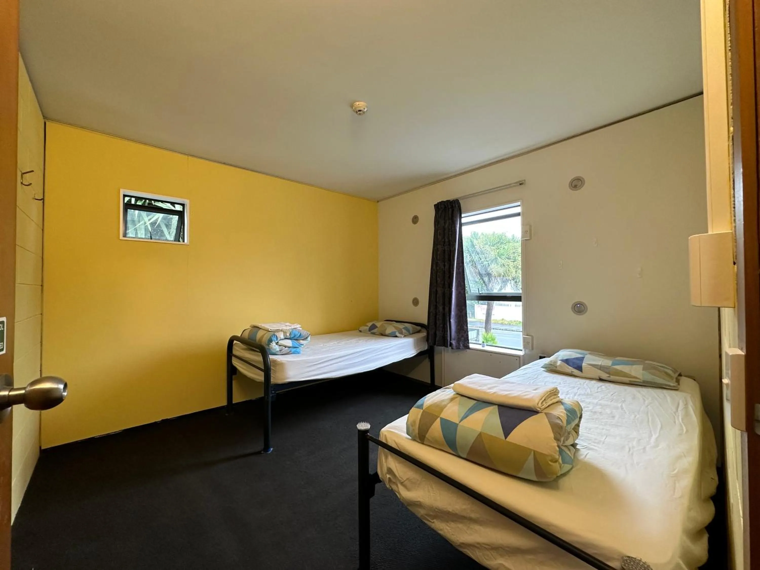 Bedroom, Bed in Around The World Backpackers