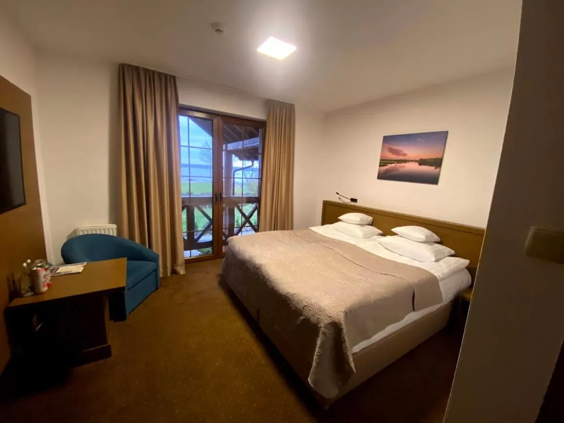 Bed in HOTEL CICHA WODA NIEPORĘT