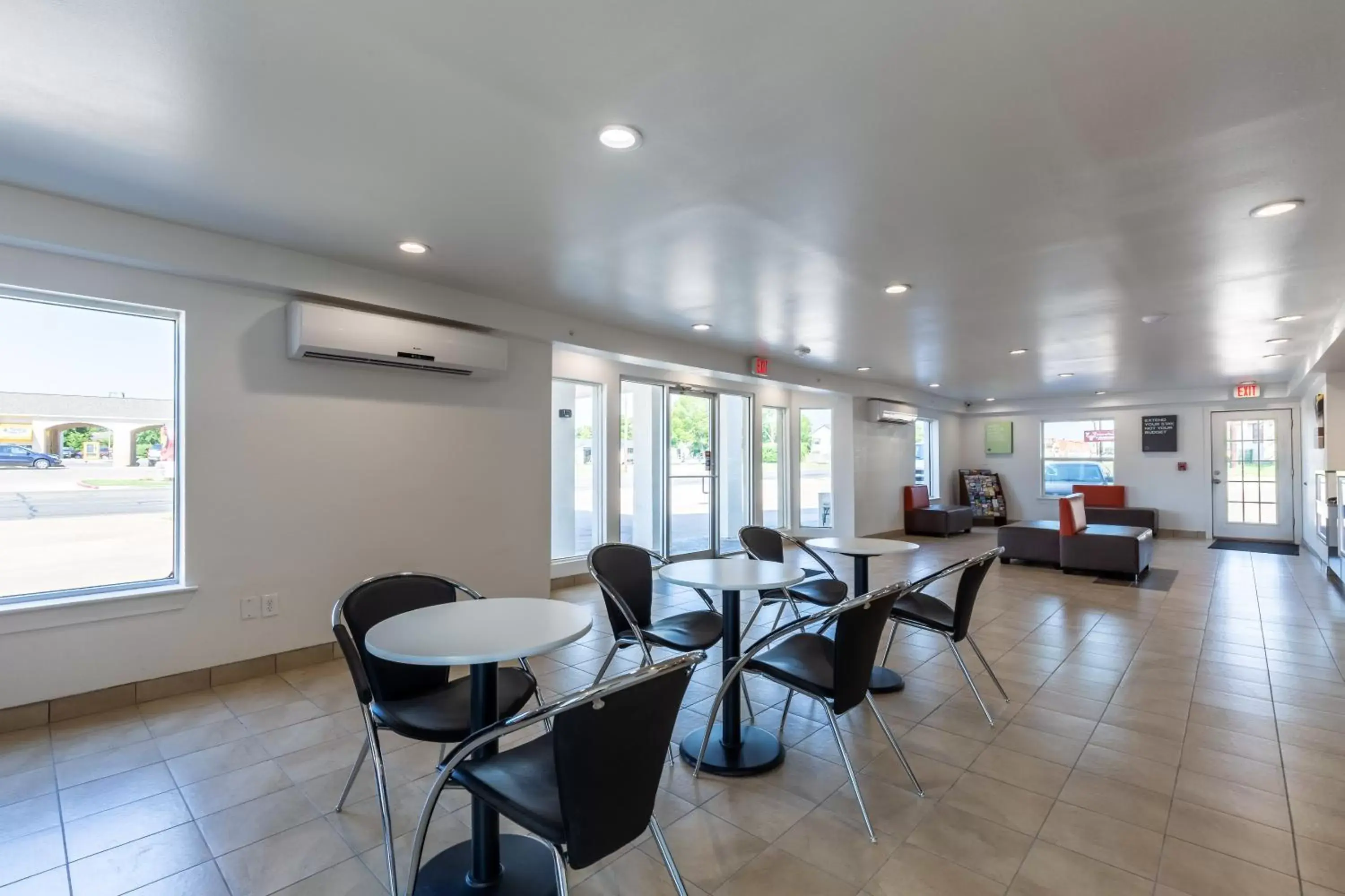 Lobby or reception in Motel 6-Bryan, TX - University Area Lobby or reception in Motel 6-Bryan, TX - University Area