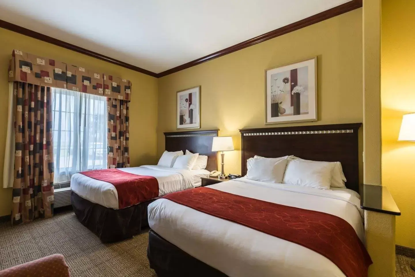 Bedroom, Bed in Comfort Suites Galveston