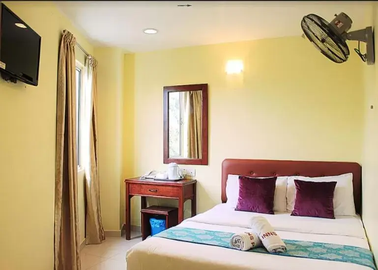 Photo of the whole room, Bed in Sun Inns Hotel Kota Laksamana Melaka