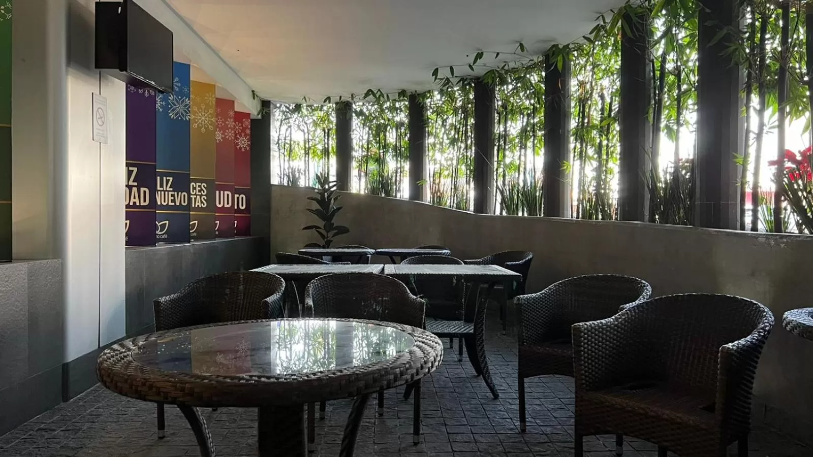 Restaurant/places to eat in Ramada by Wyndham Mexico City Santa Fe