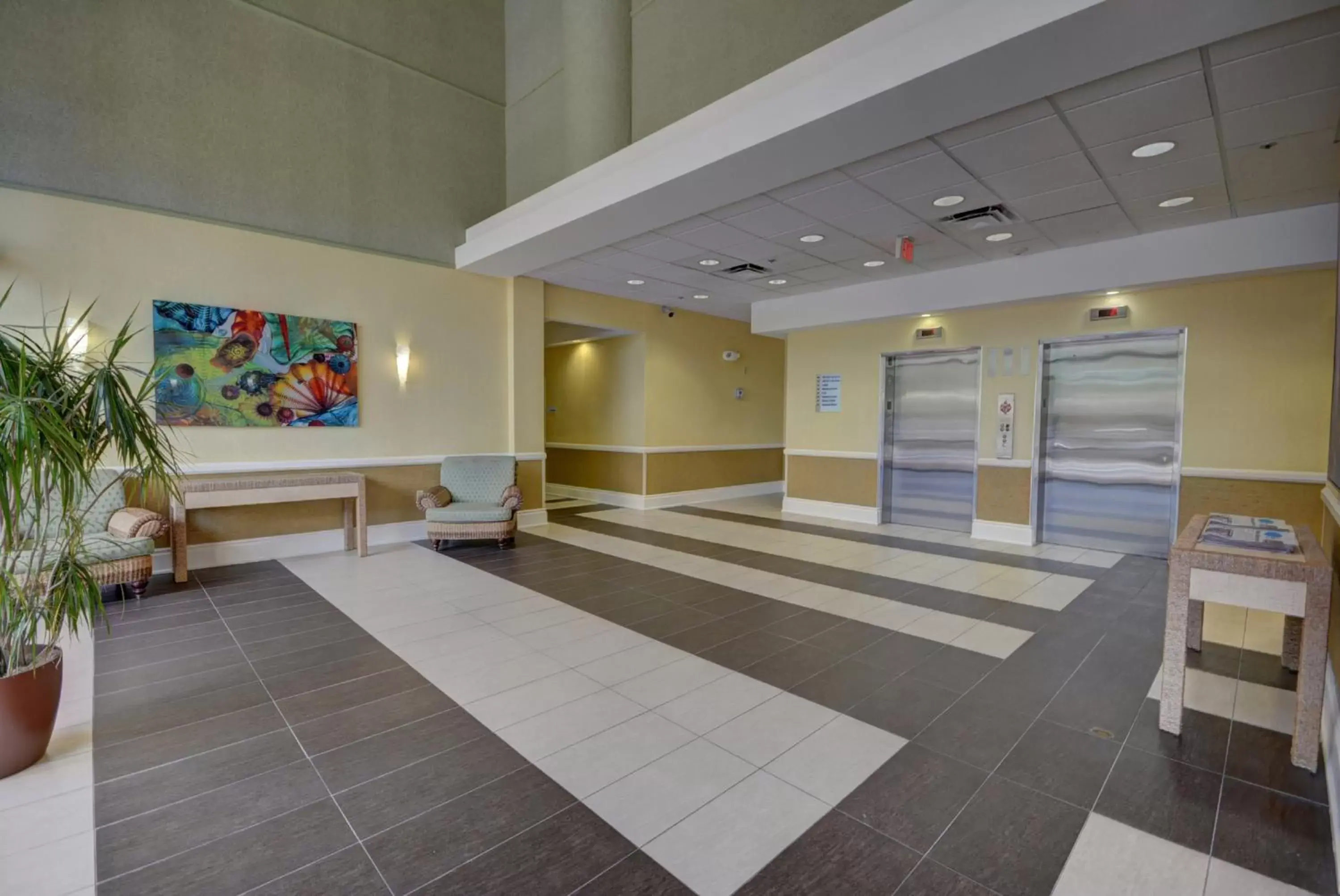 Property building in Holiday Inn Express Hotel & Suites Ft. Lauderdale-Plantation, an IHG Hotel