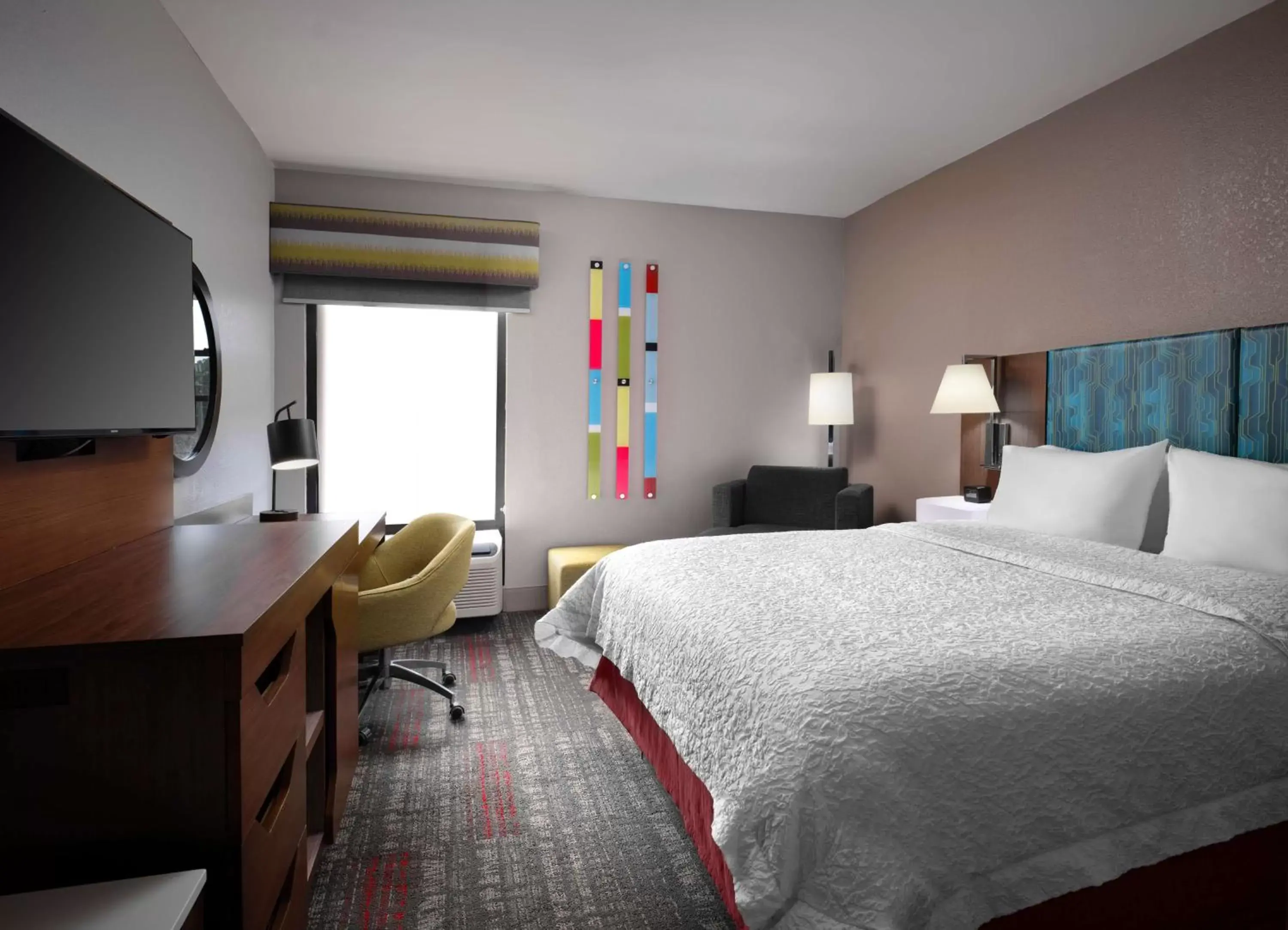 Queen Room - Non-Smoking in Hampton Inn Clinton Queen Room - Non-Smoking in Hampton Inn Clinton