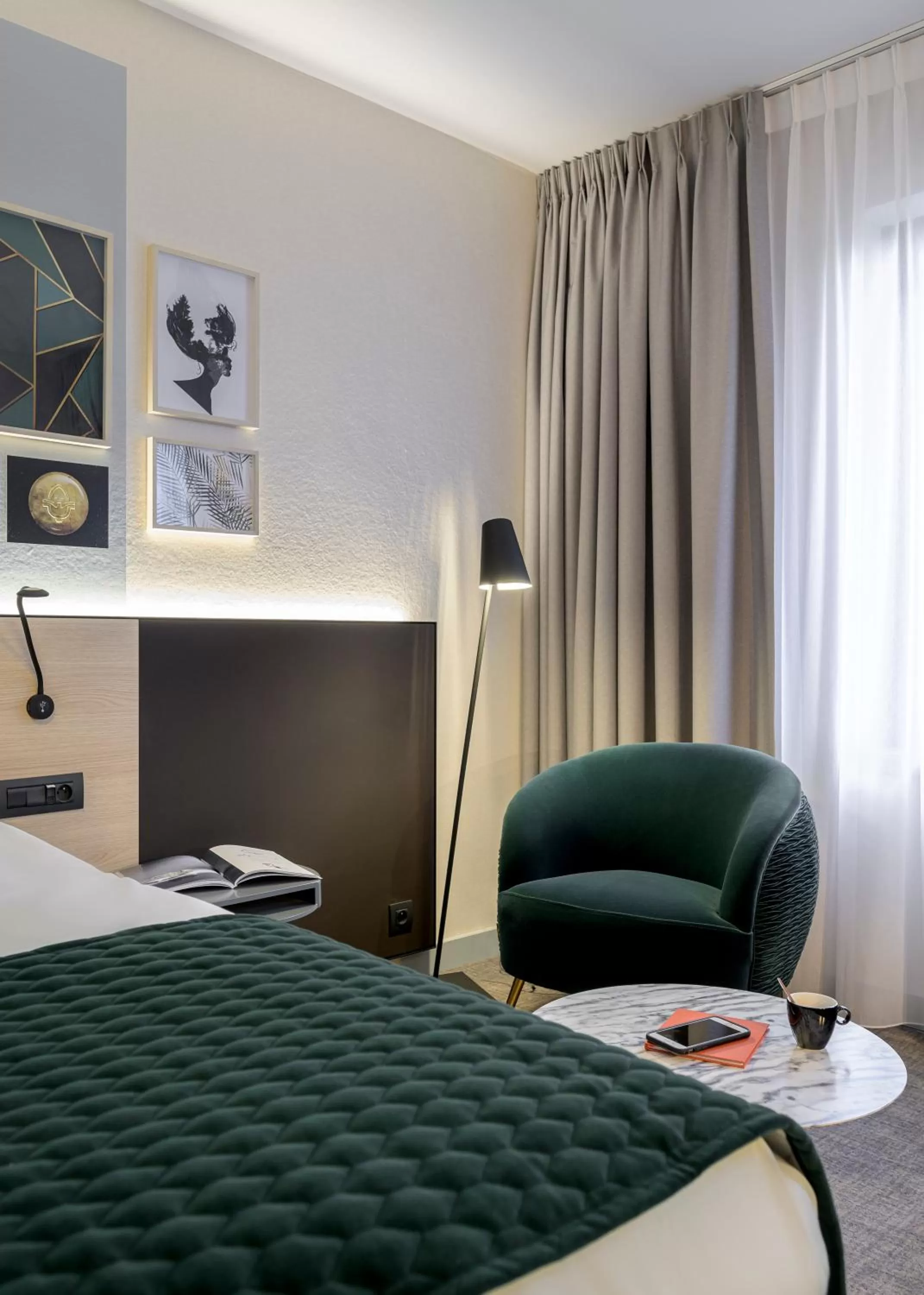 Photo of the whole room, Bed in Holiday Inn Hasselt by IHG