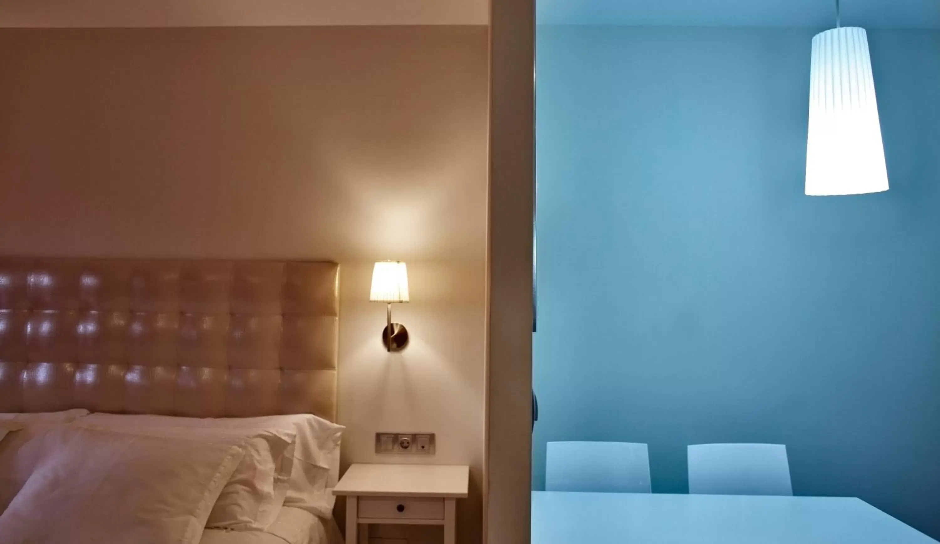 Decorative detail, Bed in Apartamentos El Caserio Decorative detail, Bed in Apartamentos El Caserio