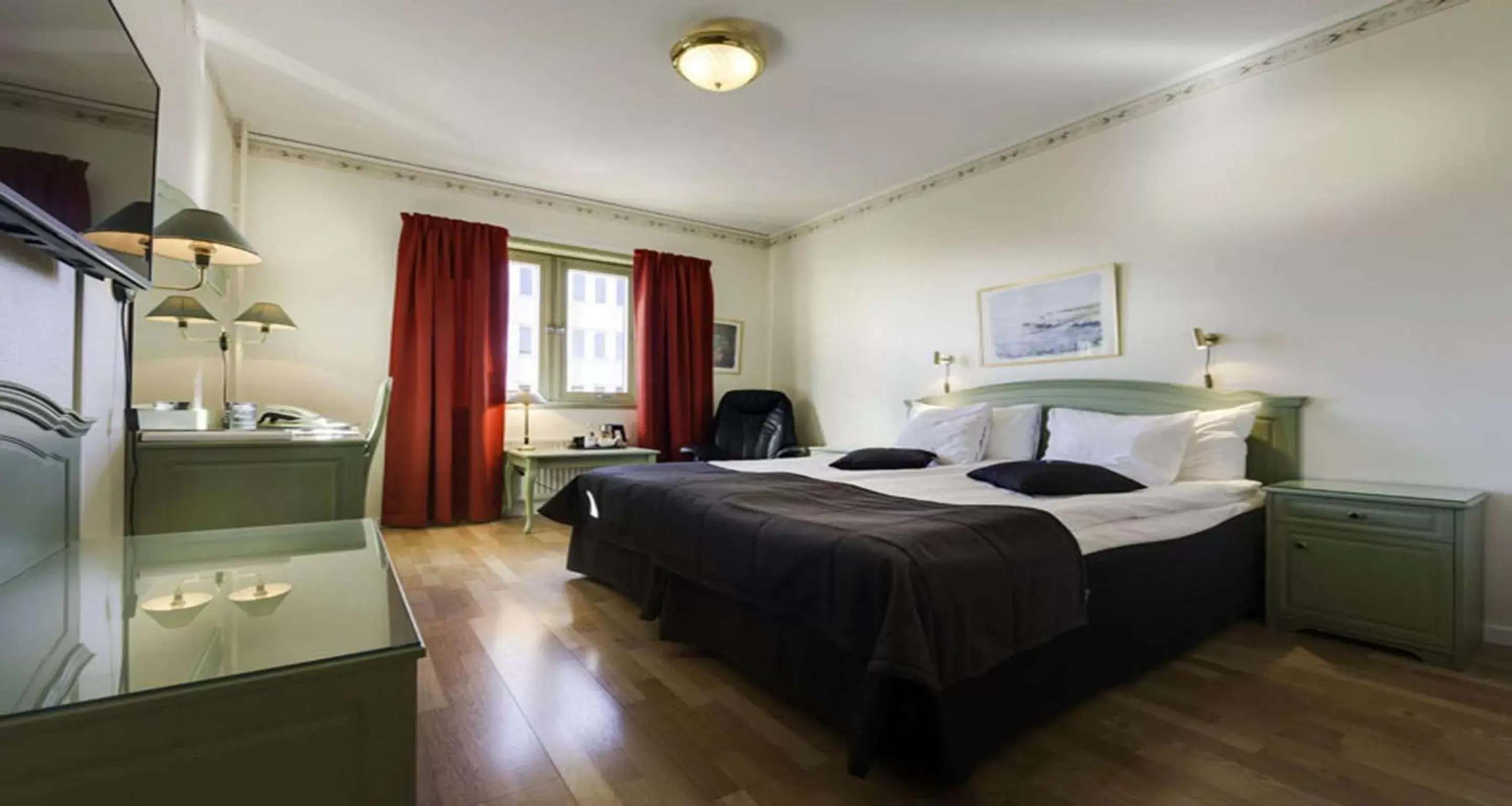Photo of the whole room, Bed in Best Western Rådmannen