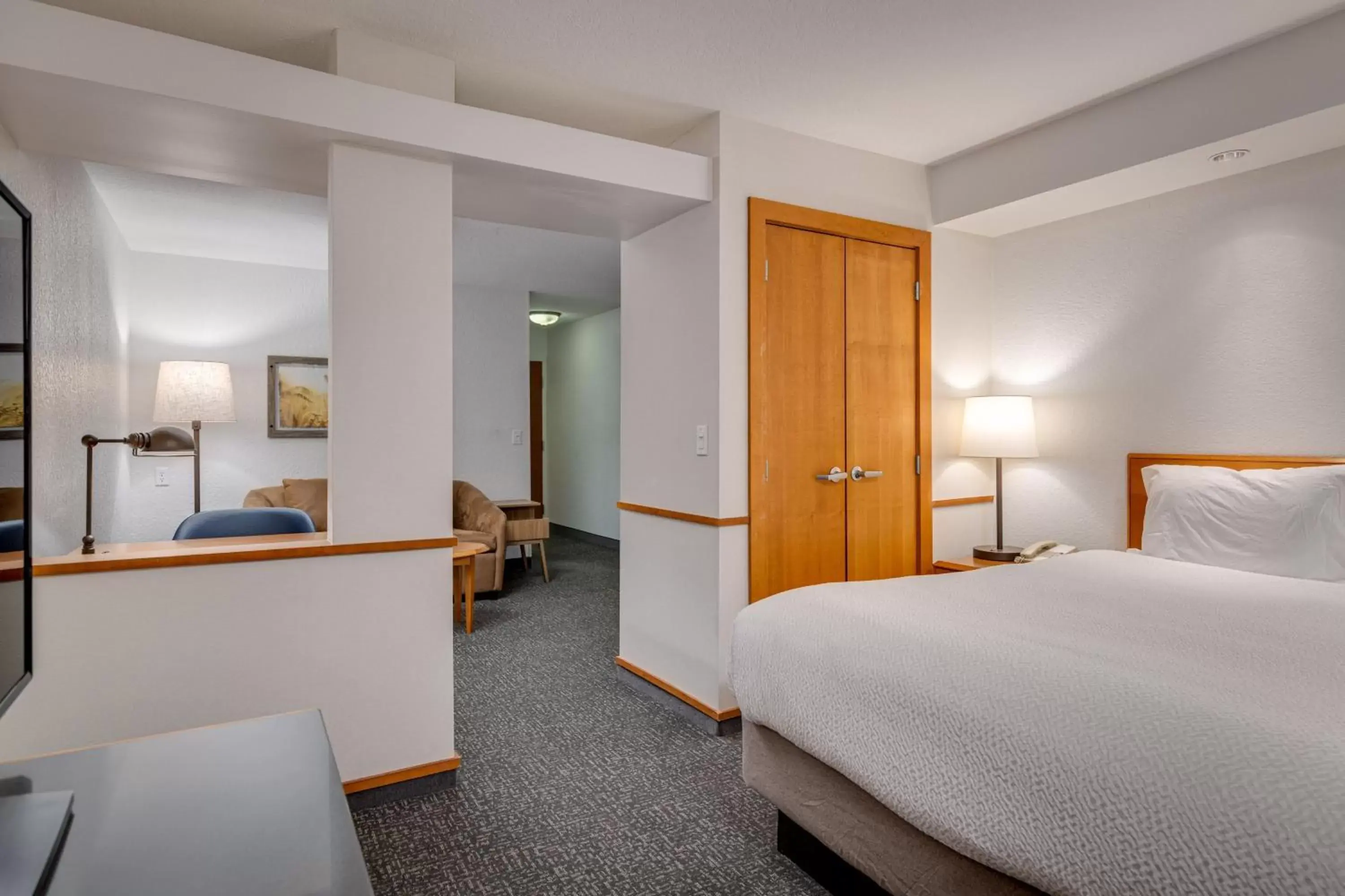 Photo of the whole room, Bed in Fairfield Inn & Suites by Marriott Lawton