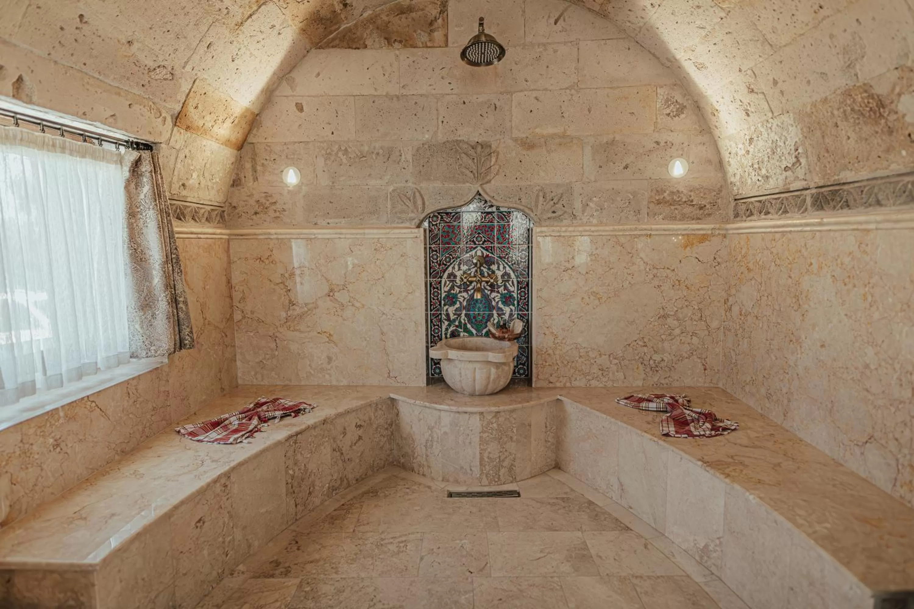 Public Bath in Şah Saray Cave Suites Halal Hotel