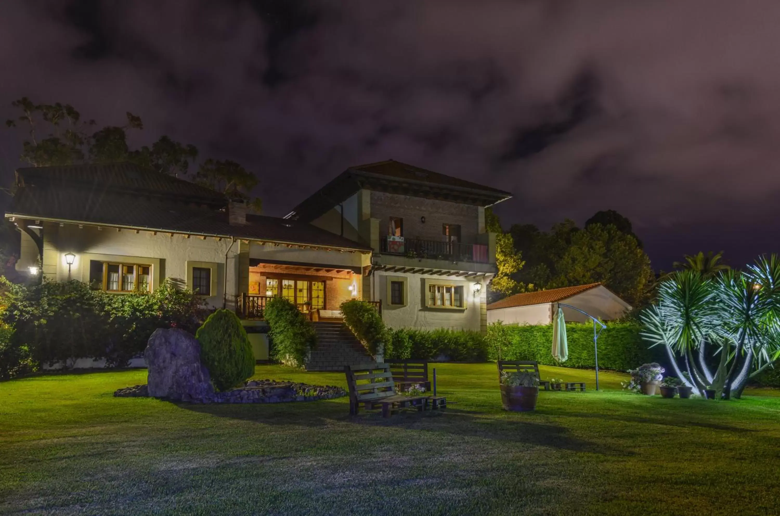 Property Building in Hotel Posada La Robleda