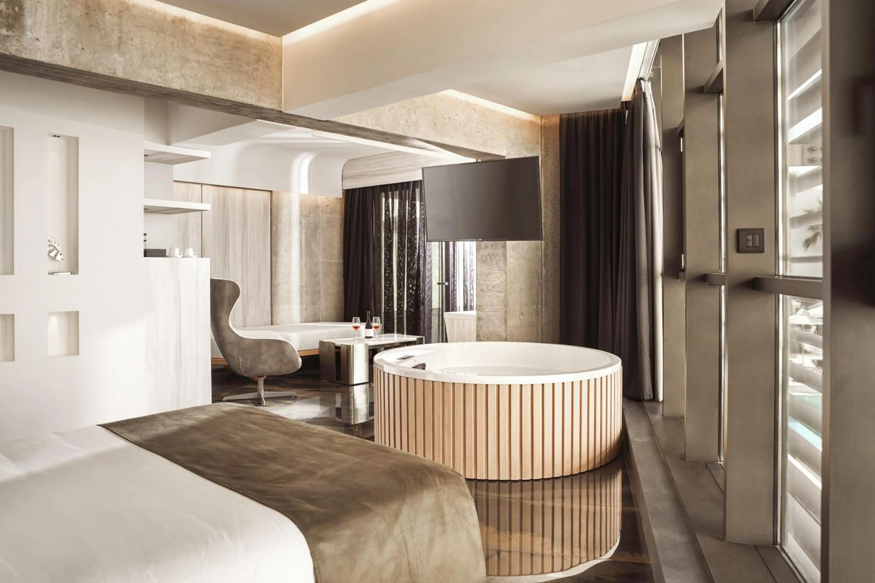 Hot Tub, Bed in Nautilux Rethymno by Mage Hotels