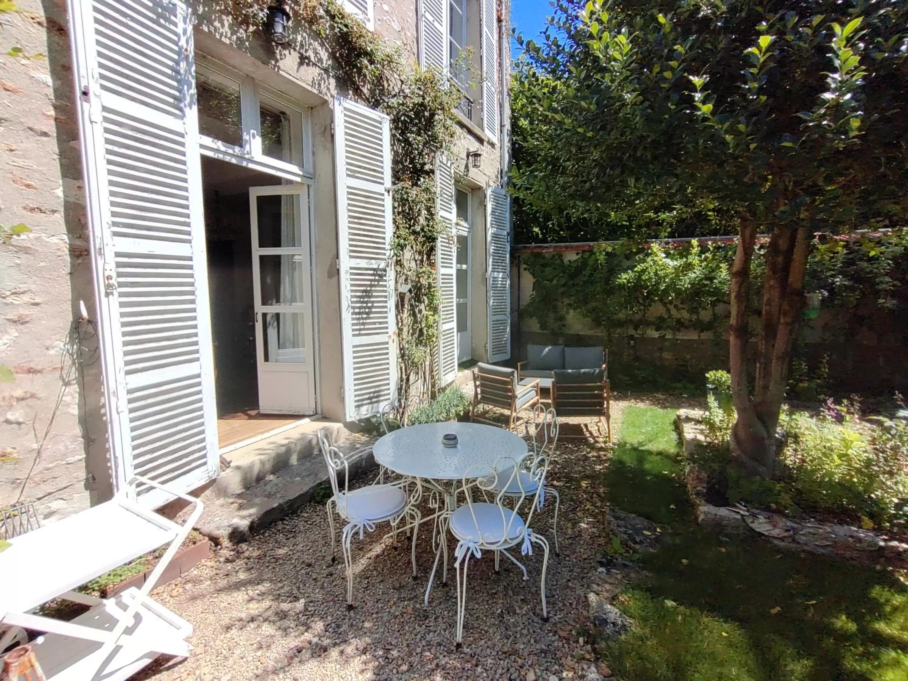 Garden, Patio/Outdoor Area in Le Grand Barrois