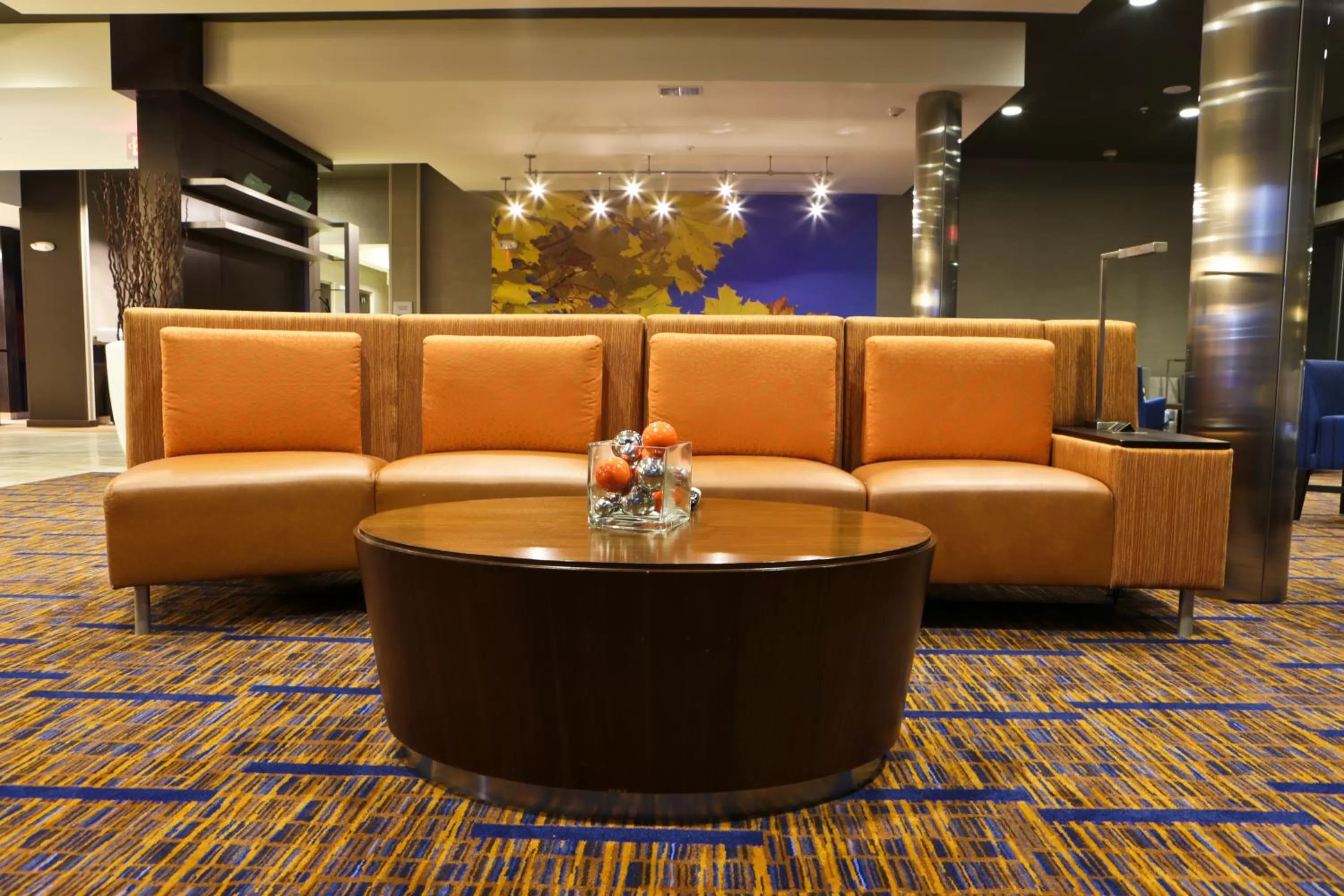 Lobby or reception in Courtyard by Marriott Battle Creek
