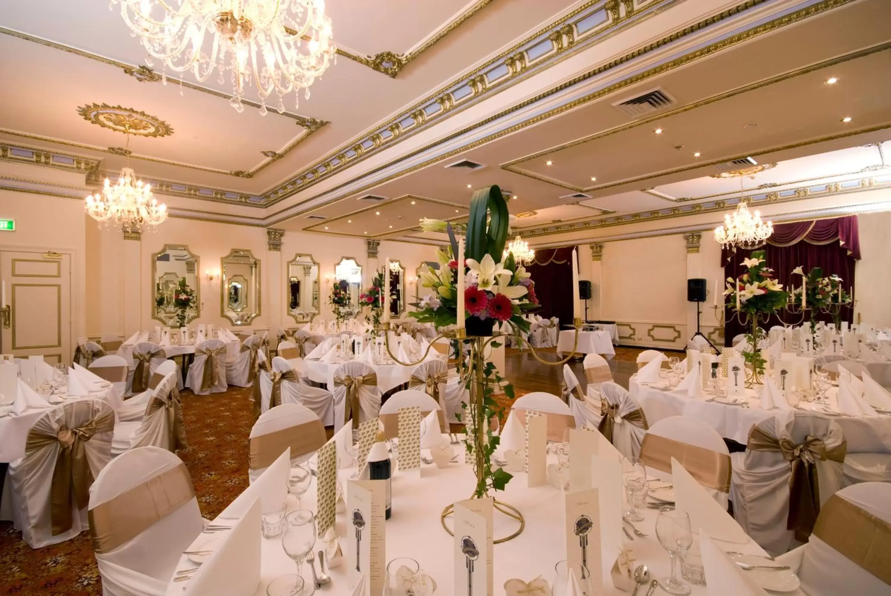 Banquet/Function facilities, Banquet Facilities in Palais Royale