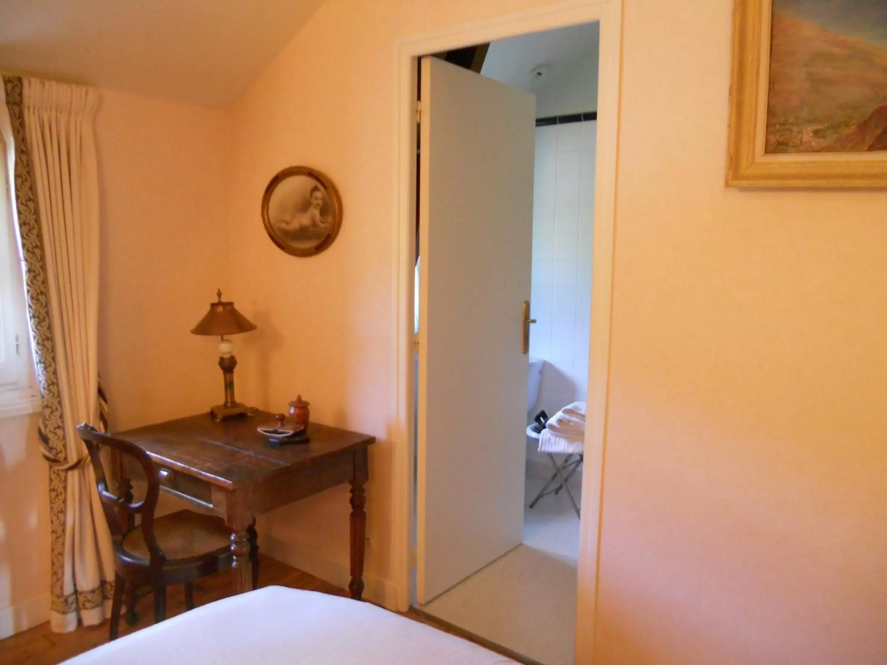 Bathroom in Château de la Moissetie