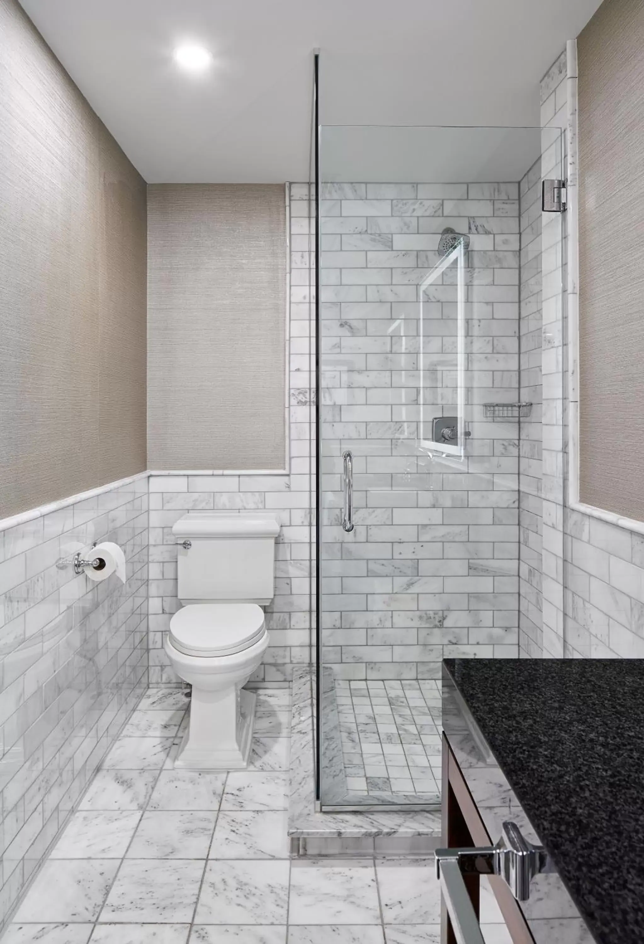 Bathroom in Lord Elgin Hotel