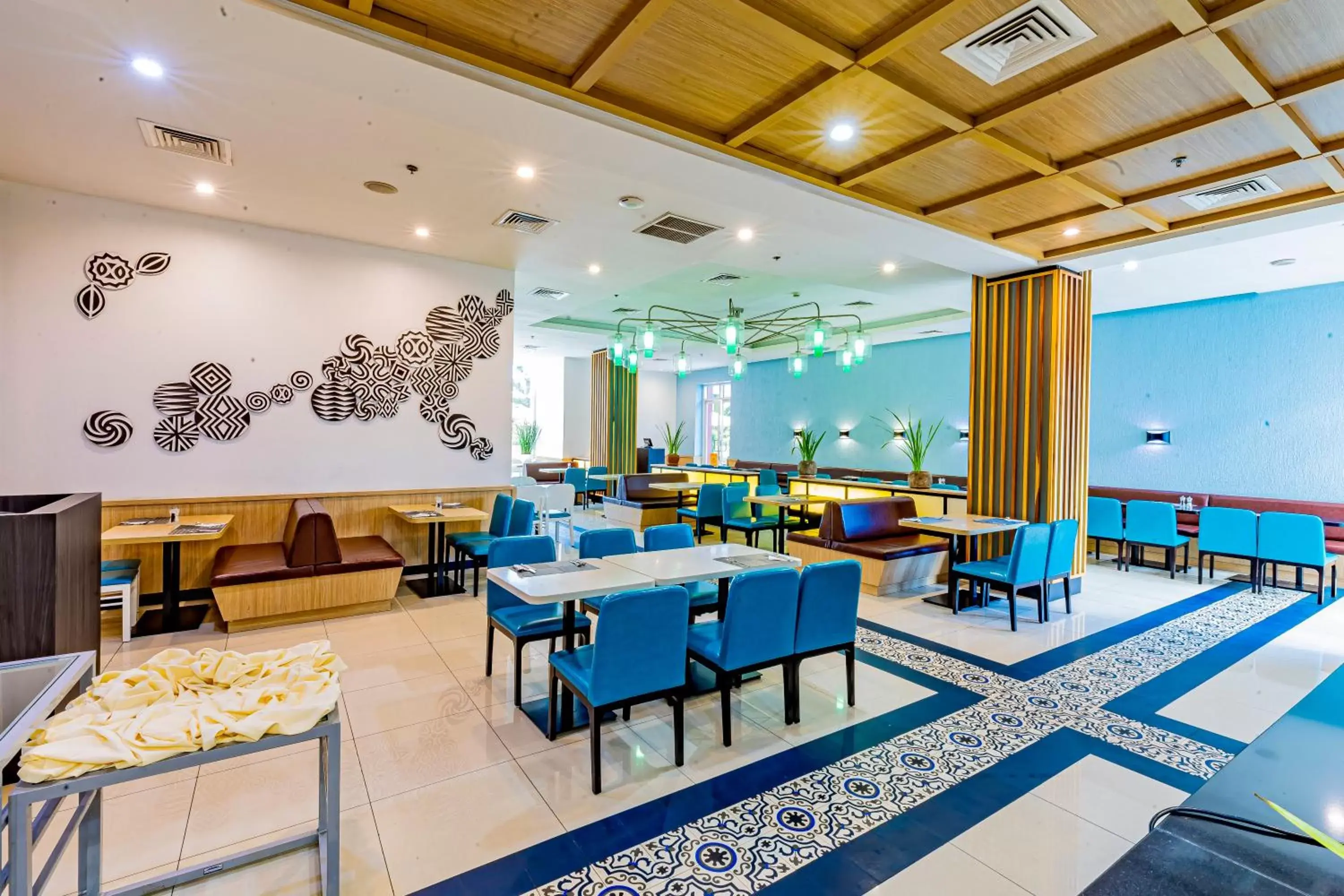 Restaurant/Places to Eat in Park Inn by Radisson, Kigali