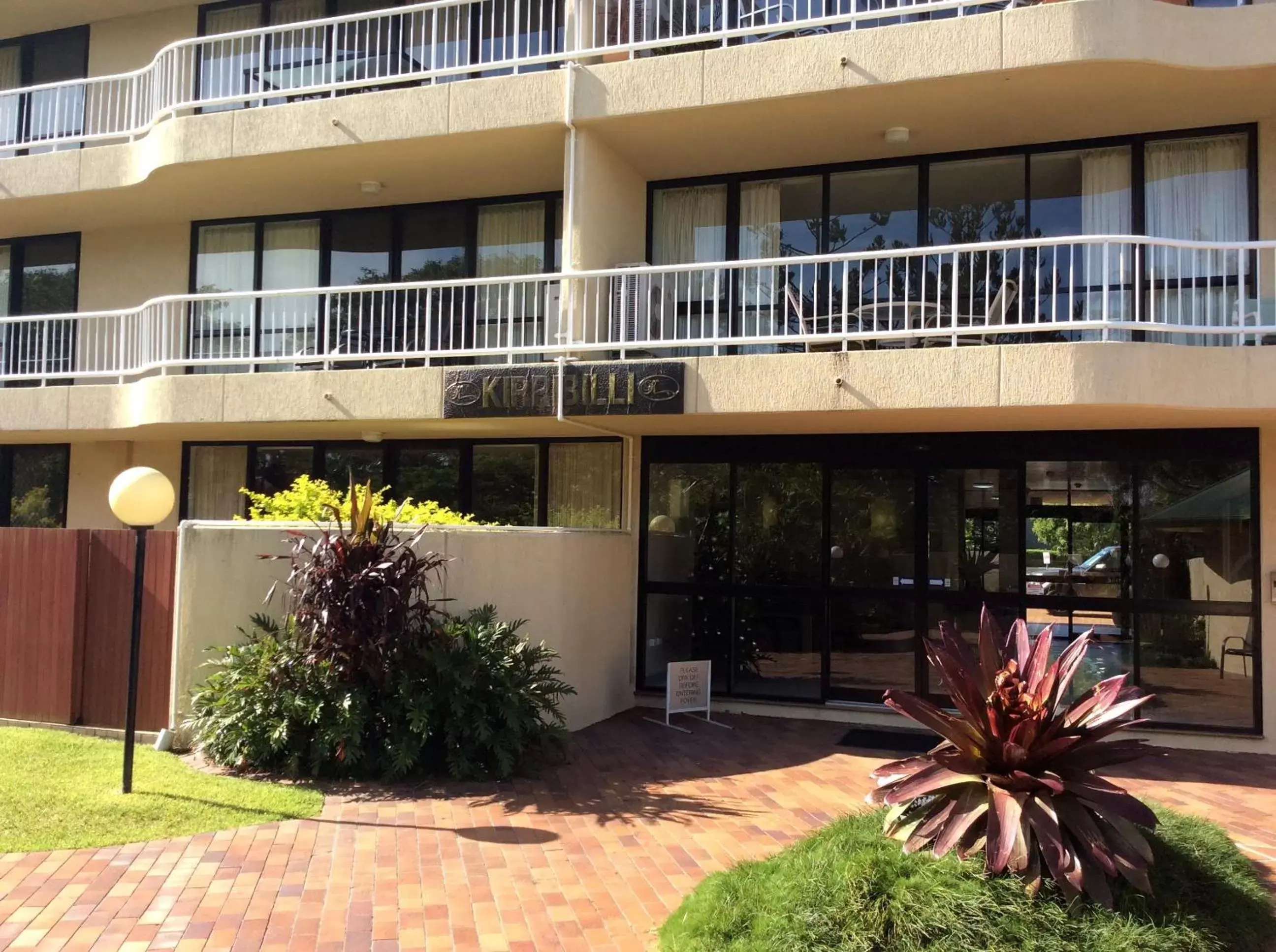 Facade/entrance, Property Building in Kirribilli Apartments