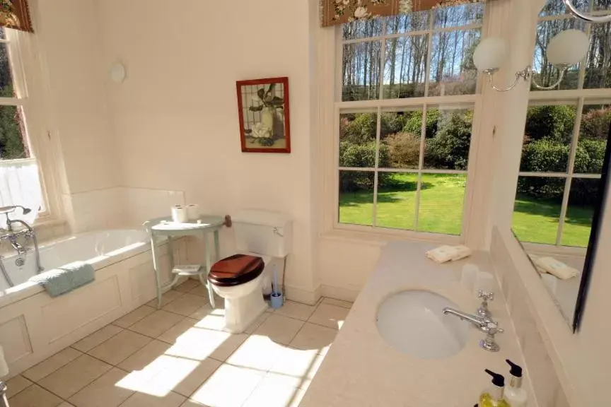 Bathroom in Warwick Hall