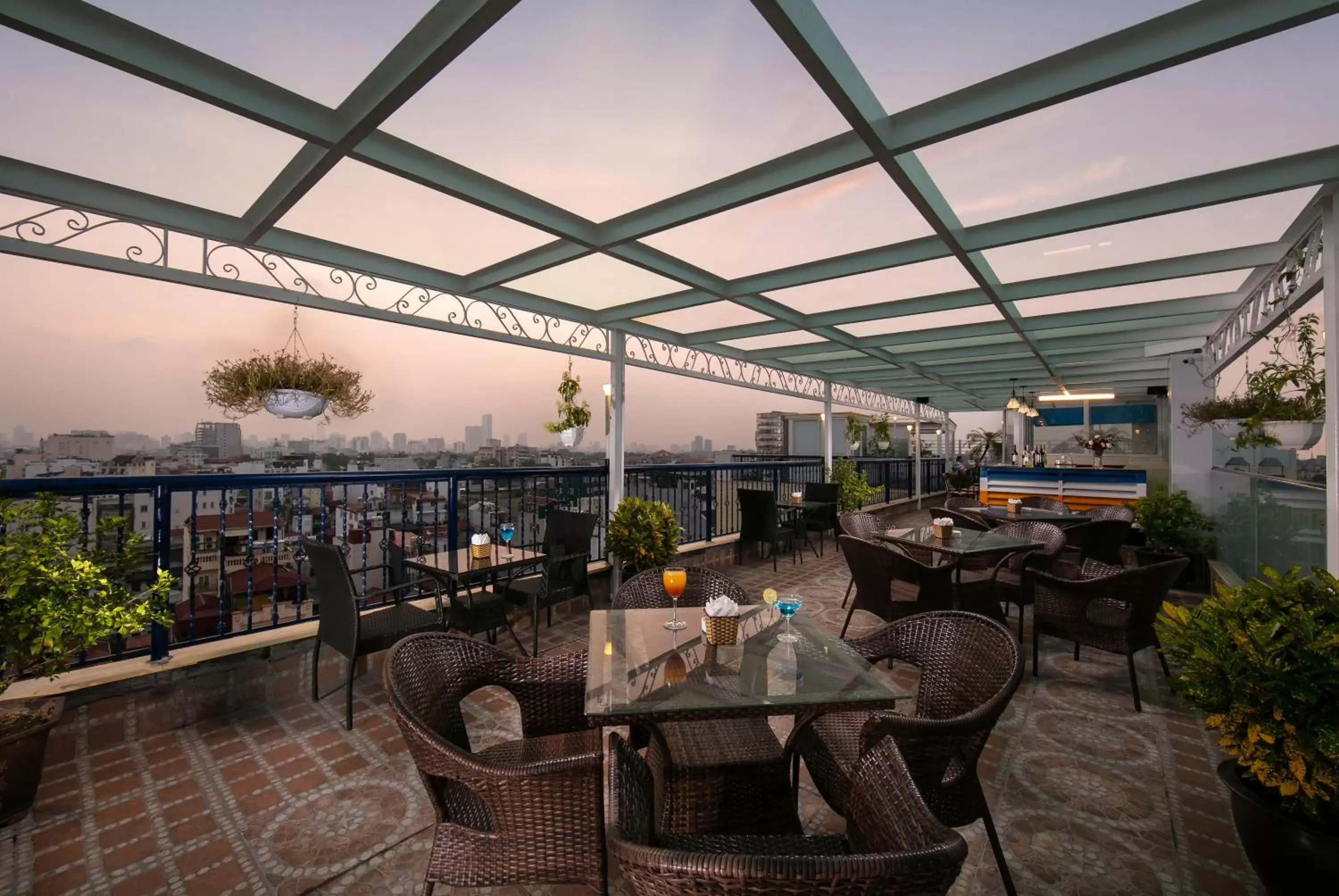 On site, Restaurant/Places to Eat in Silk Queen Hotel On site, Restaurant/Places to Eat in Silk Queen Hotel