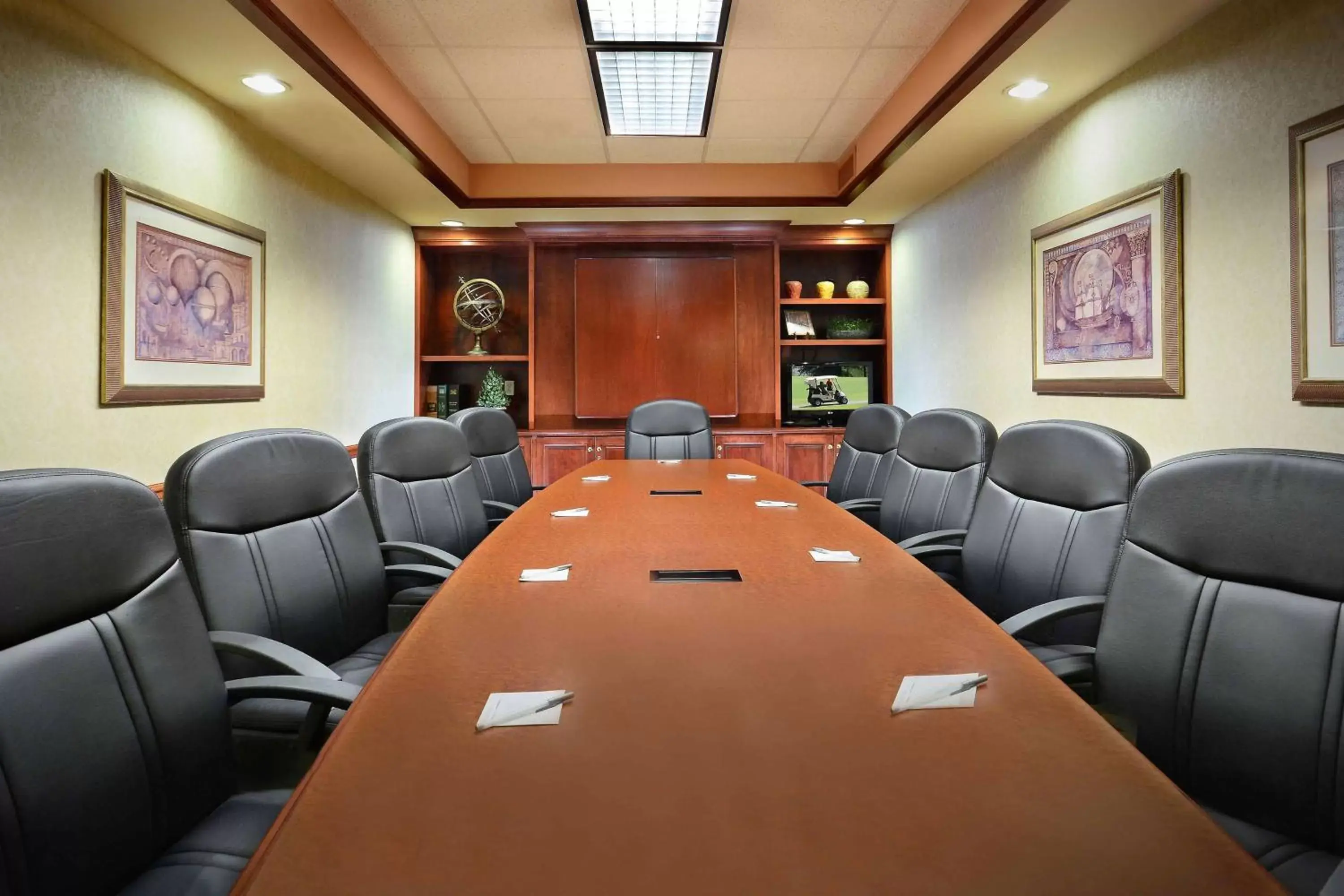 Meeting/conference room in Hampton Inn Raleigh Capital Blvd North