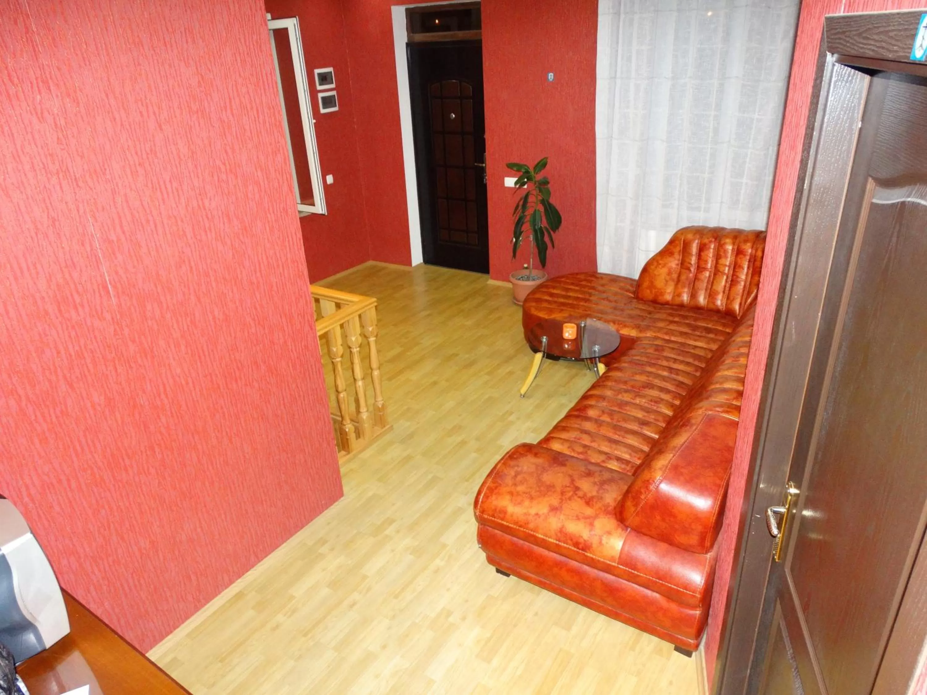 Communal lounge/ TV room, Seating Area in Hotel Sano