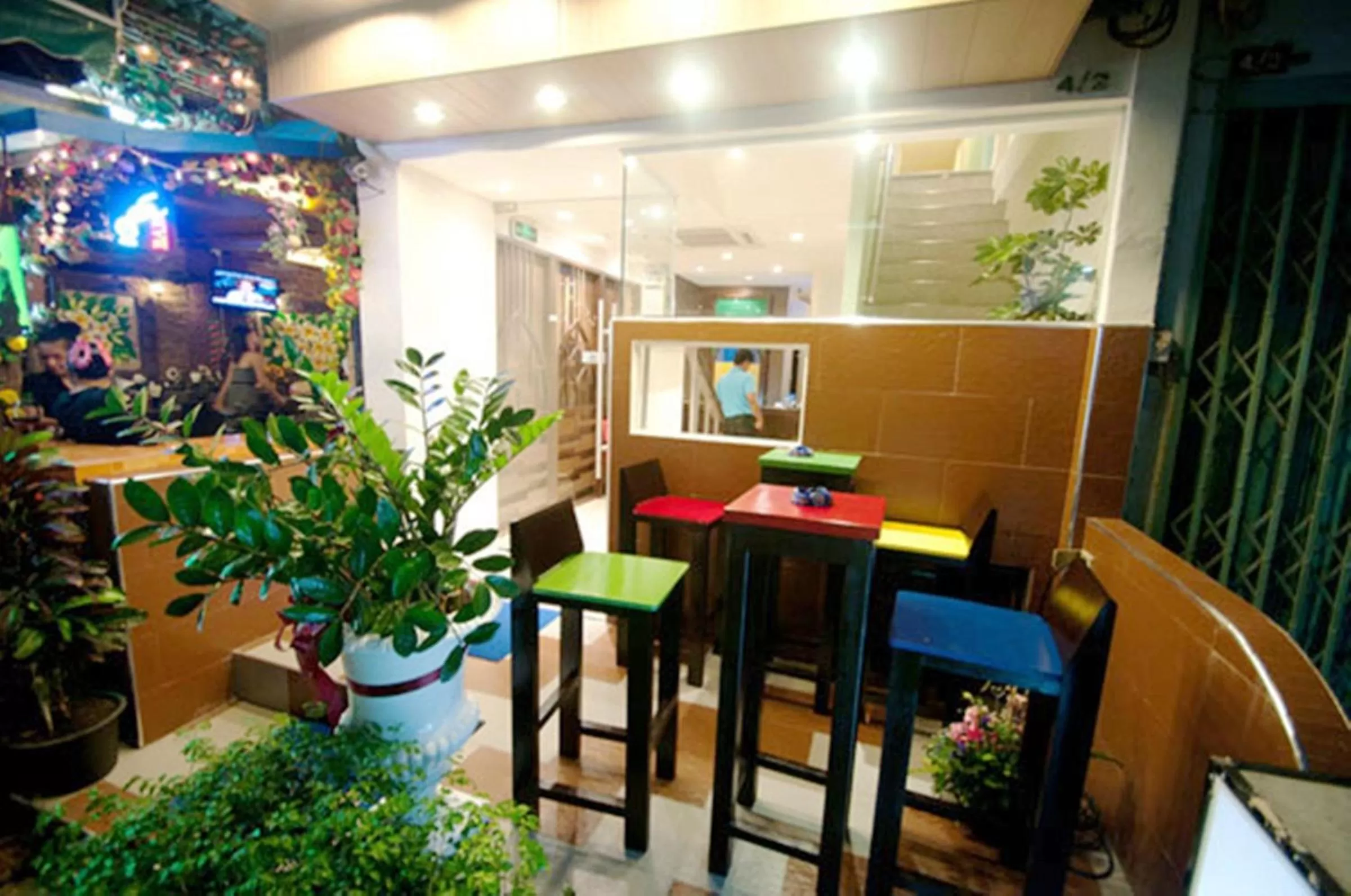 Facade/entrance in Royal Express Inn