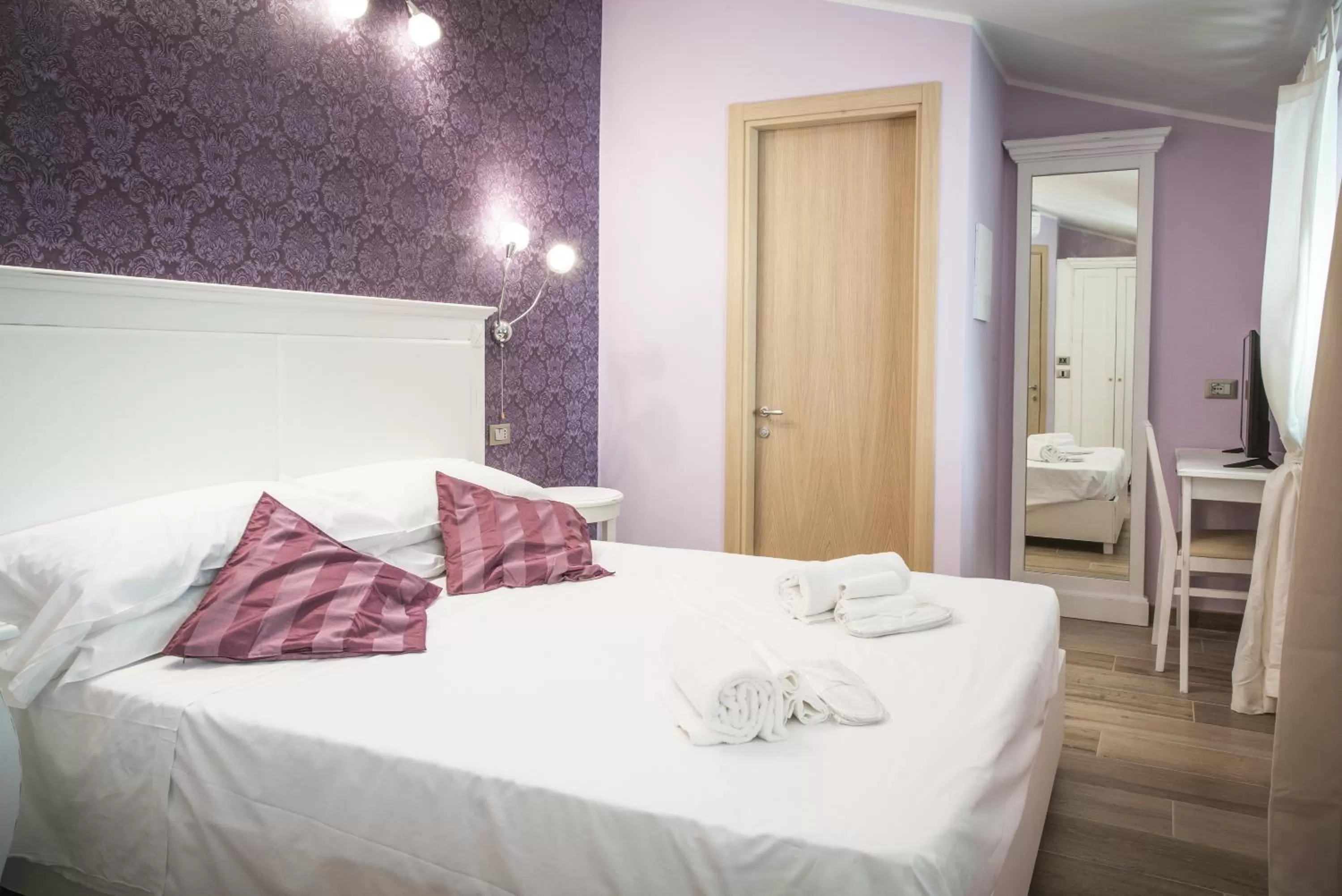 Photo of the whole room, Room Photo in La Dimora di Francesco