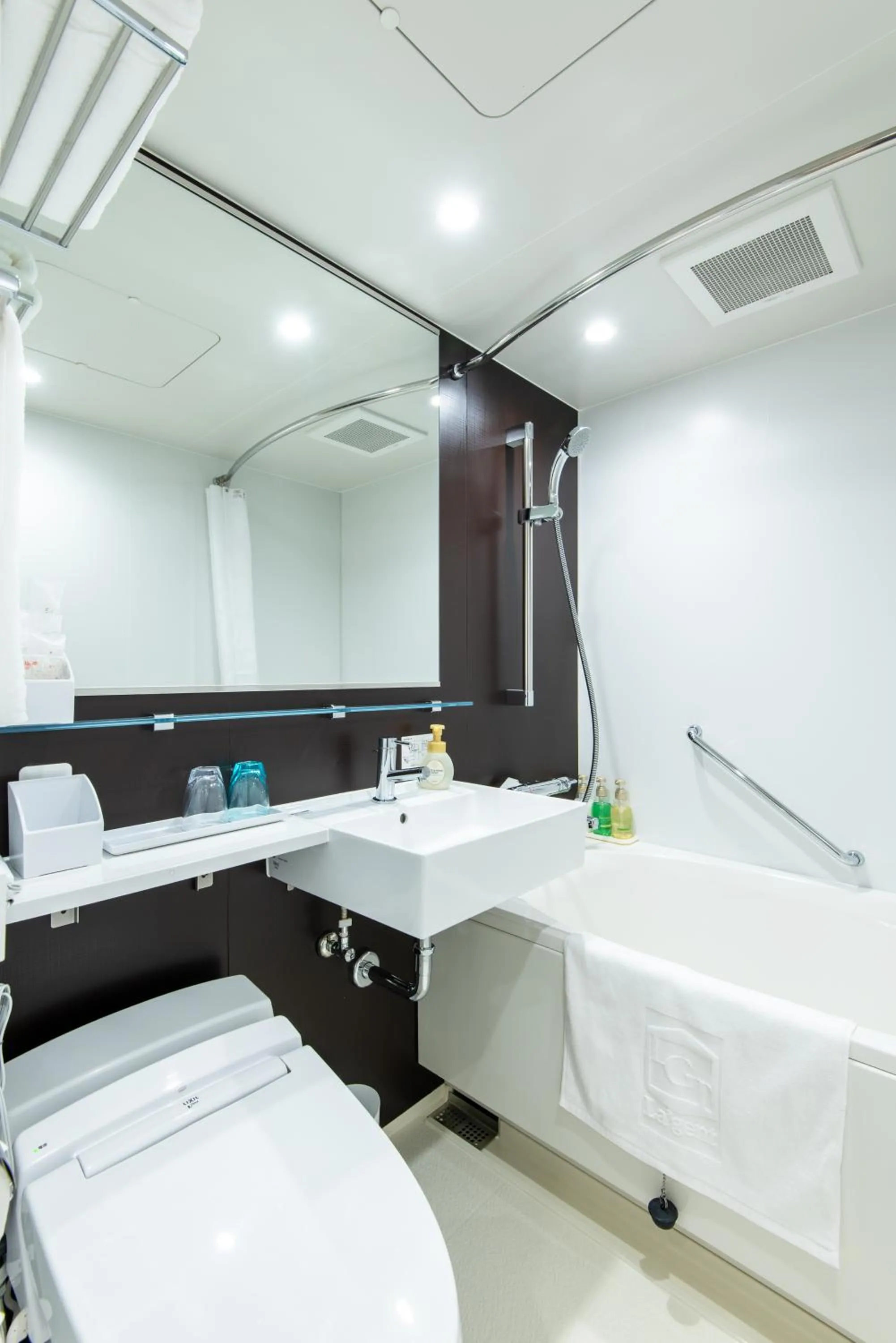 Toilet in La'gent Hotel Shinjuku Kabukicho