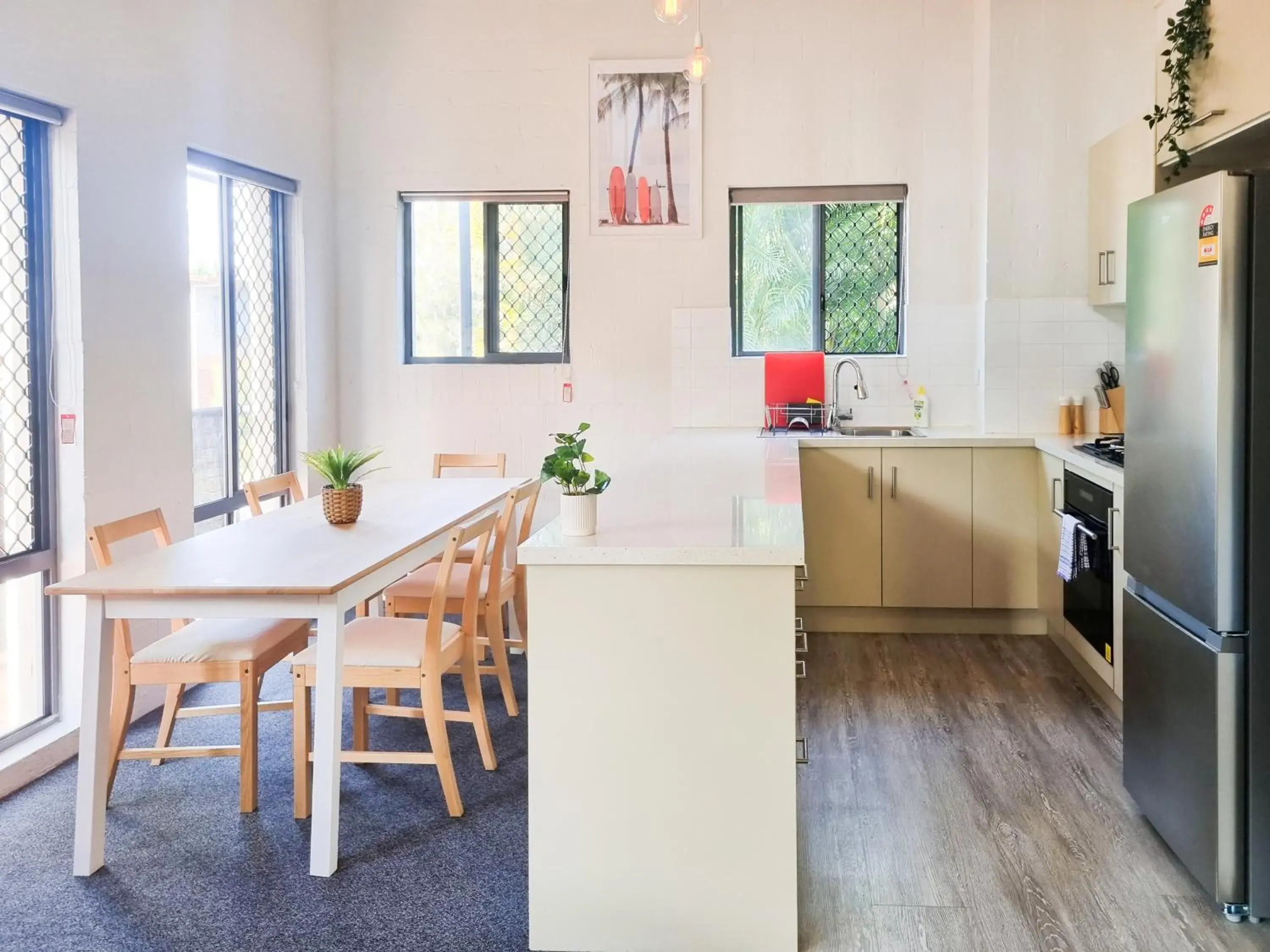 Dining Area in YHA Byron Bay