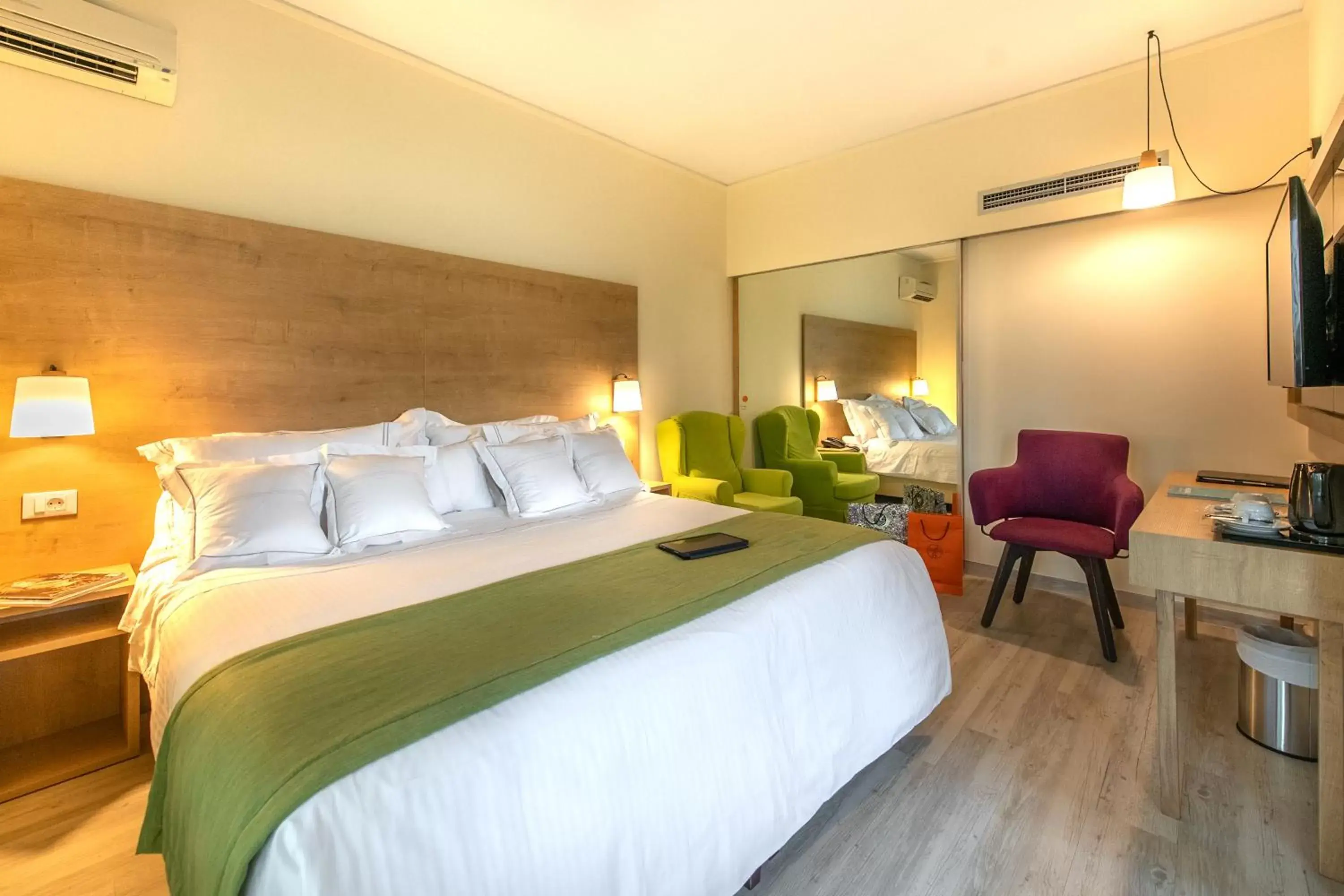 Bedroom, Bed in Polis Grand Hotel