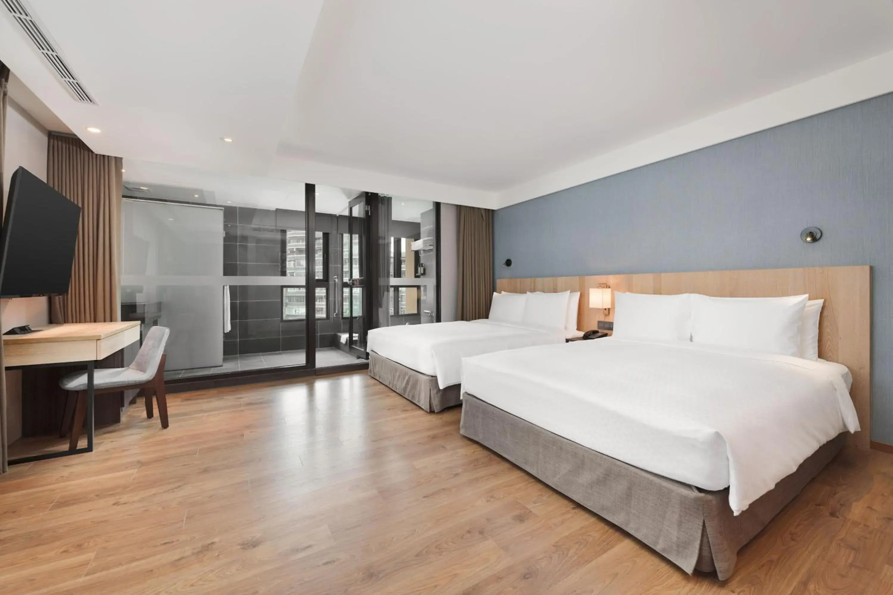 Photo of the whole room, Bed in Four Points by Sheraton Yilan Jiaoxi