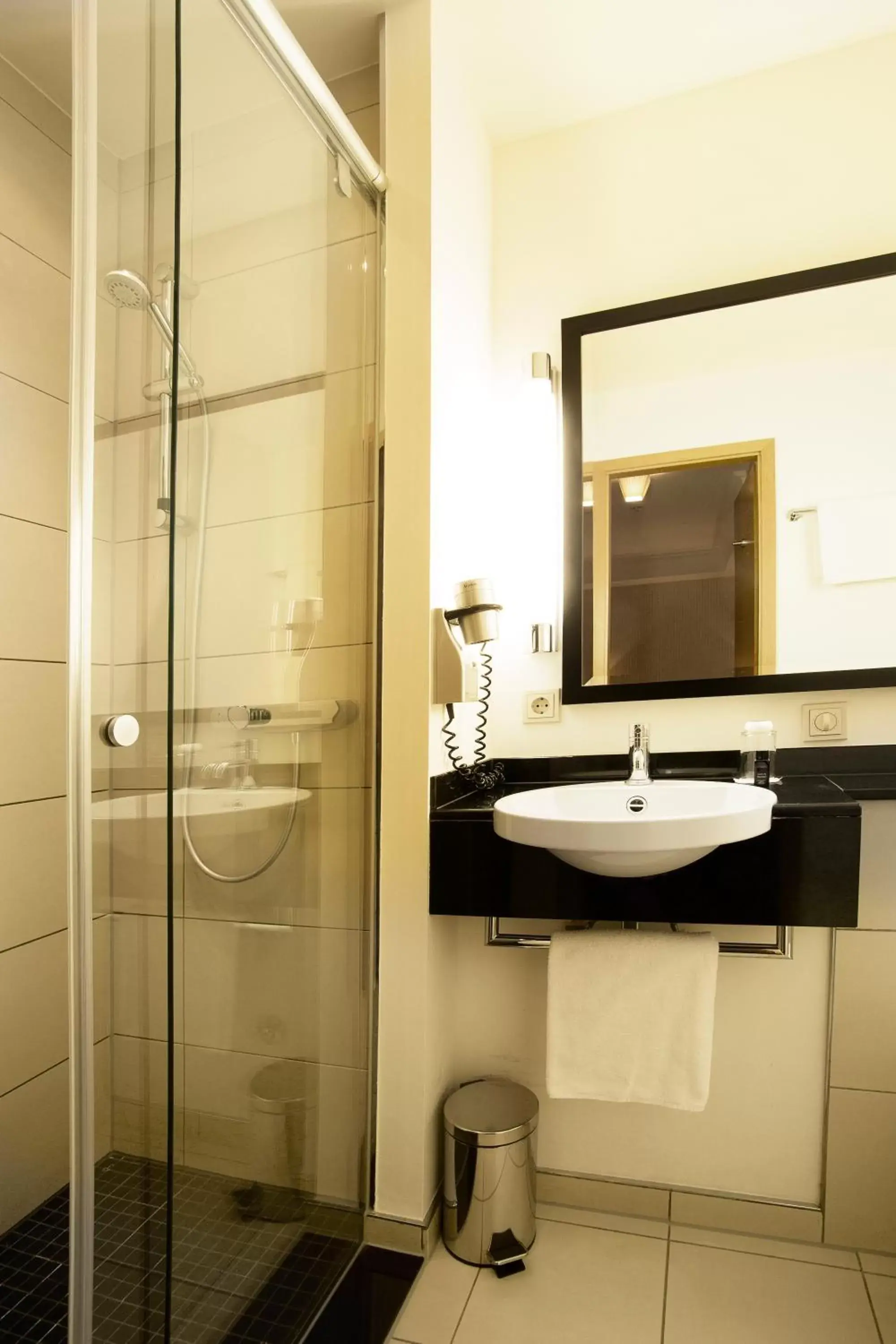 Bathroom in TOWNHOUSE Hotel