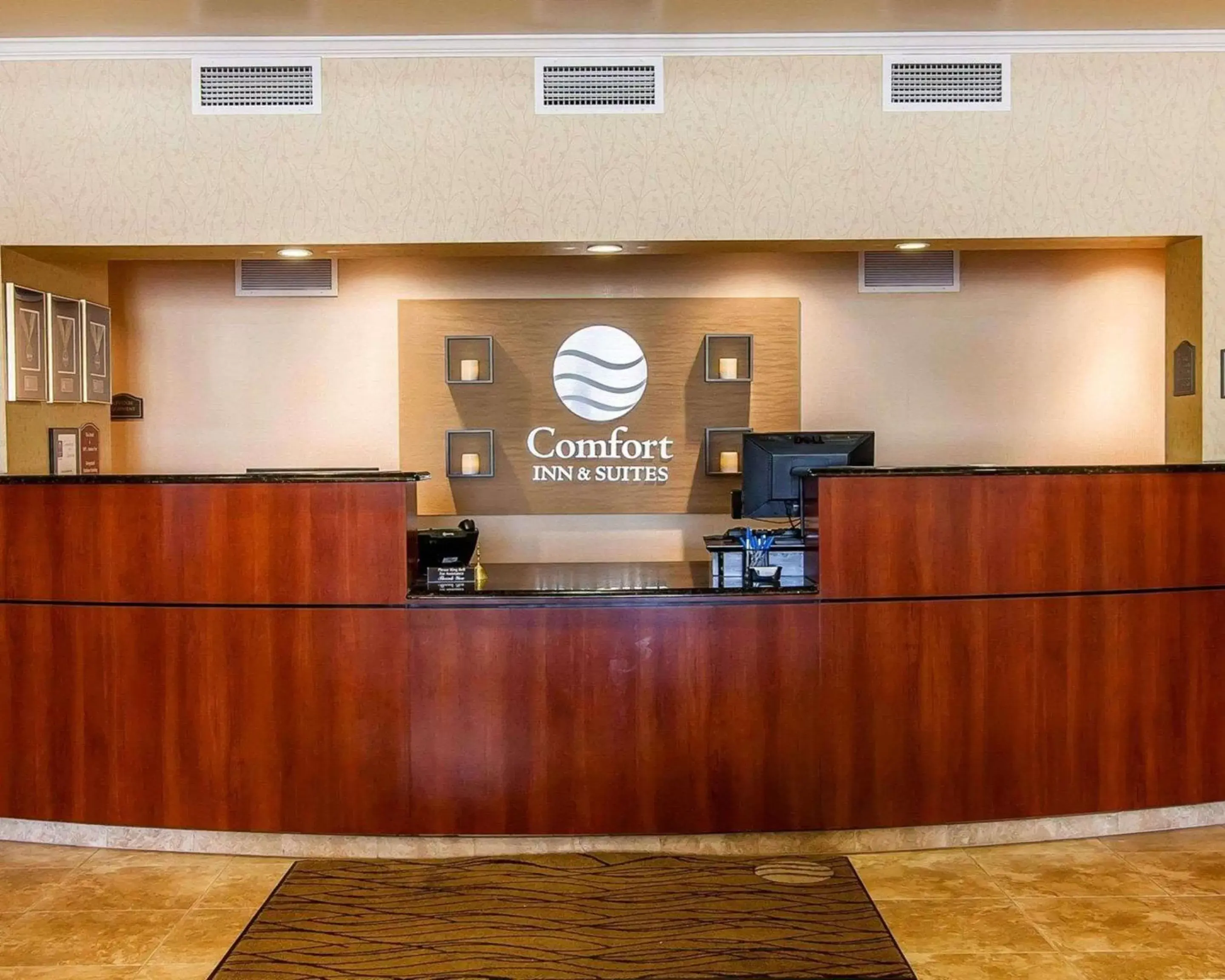 Lobby or reception, Lobby/Reception in Comfort Inn & Suites Creswell