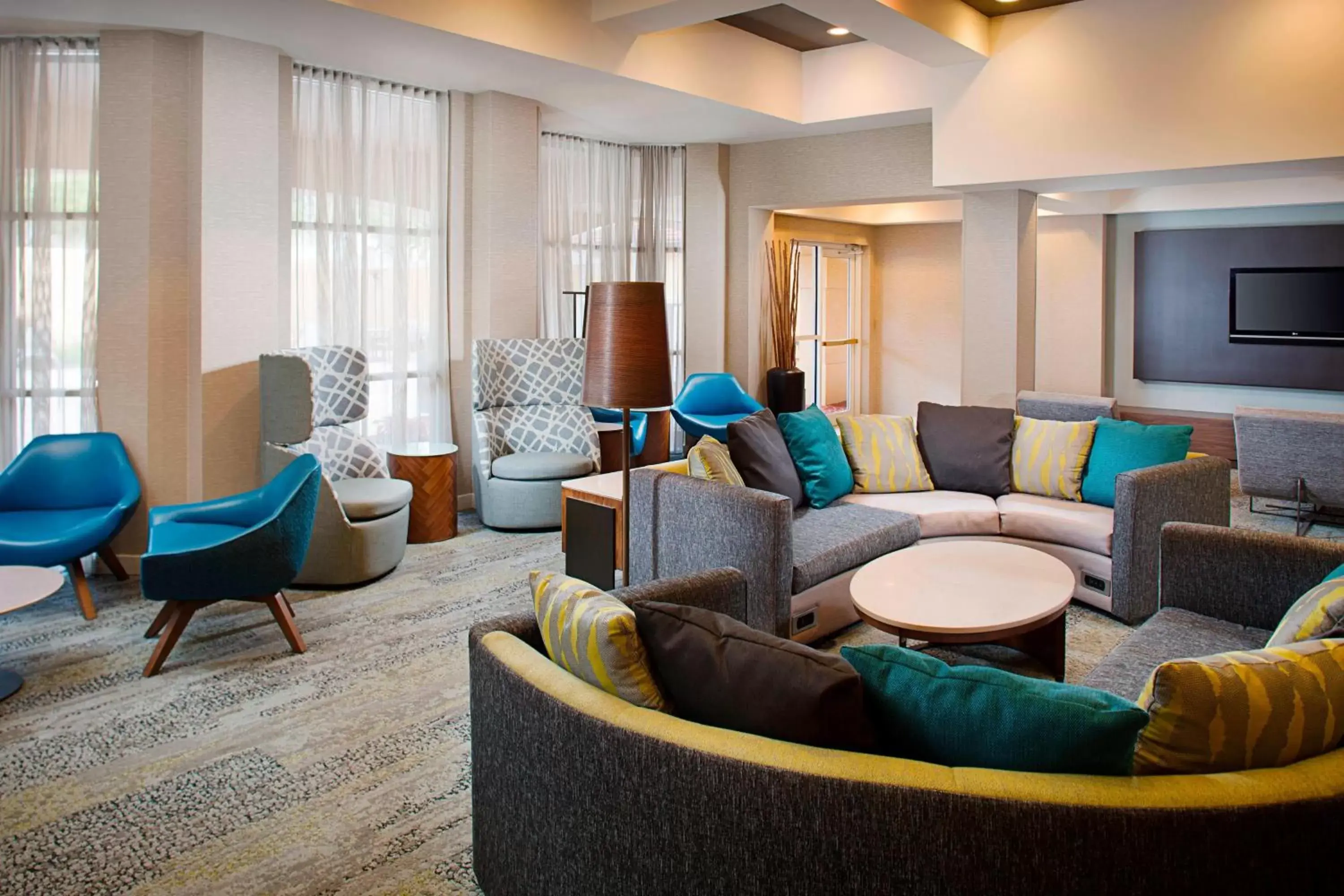 Lobby or reception, Seating Area in Courtyard by Marriott West Palm Beach Airport