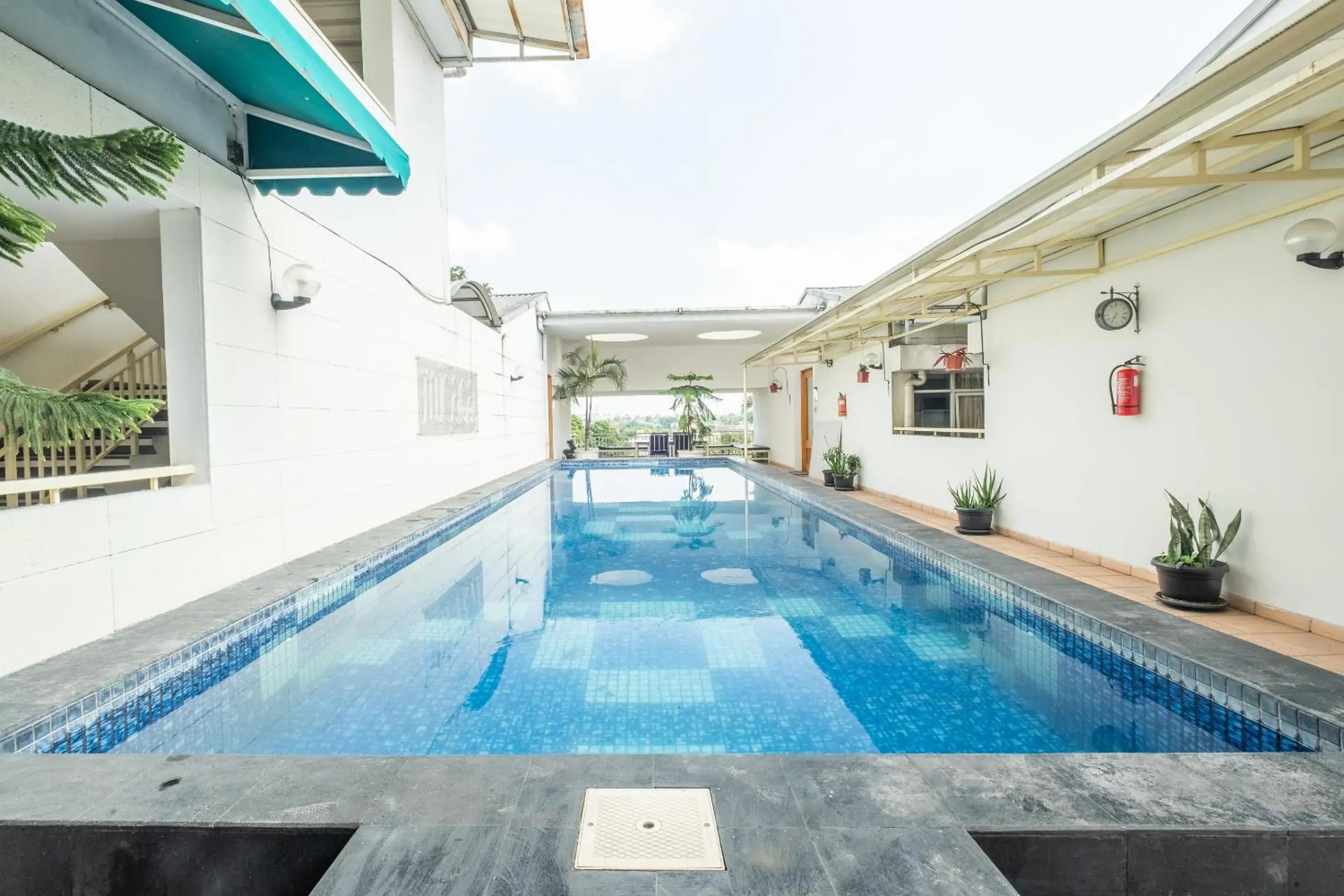 Swimming Pool in Collection O 818 Micasa Residence