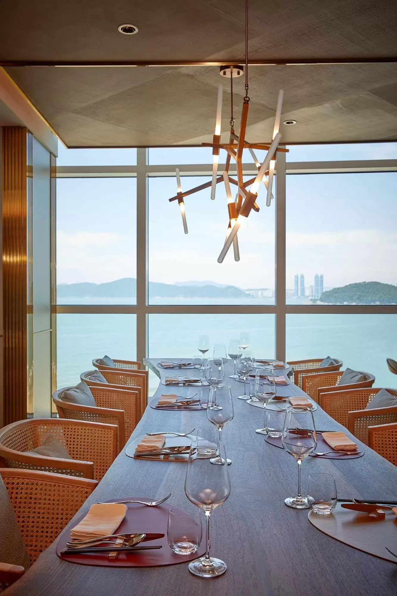 Restaurant/places to eat in Signiel Busan