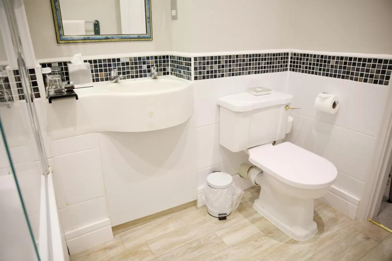 Toilet in Mercure Gloucester Bowden Hall Hotel