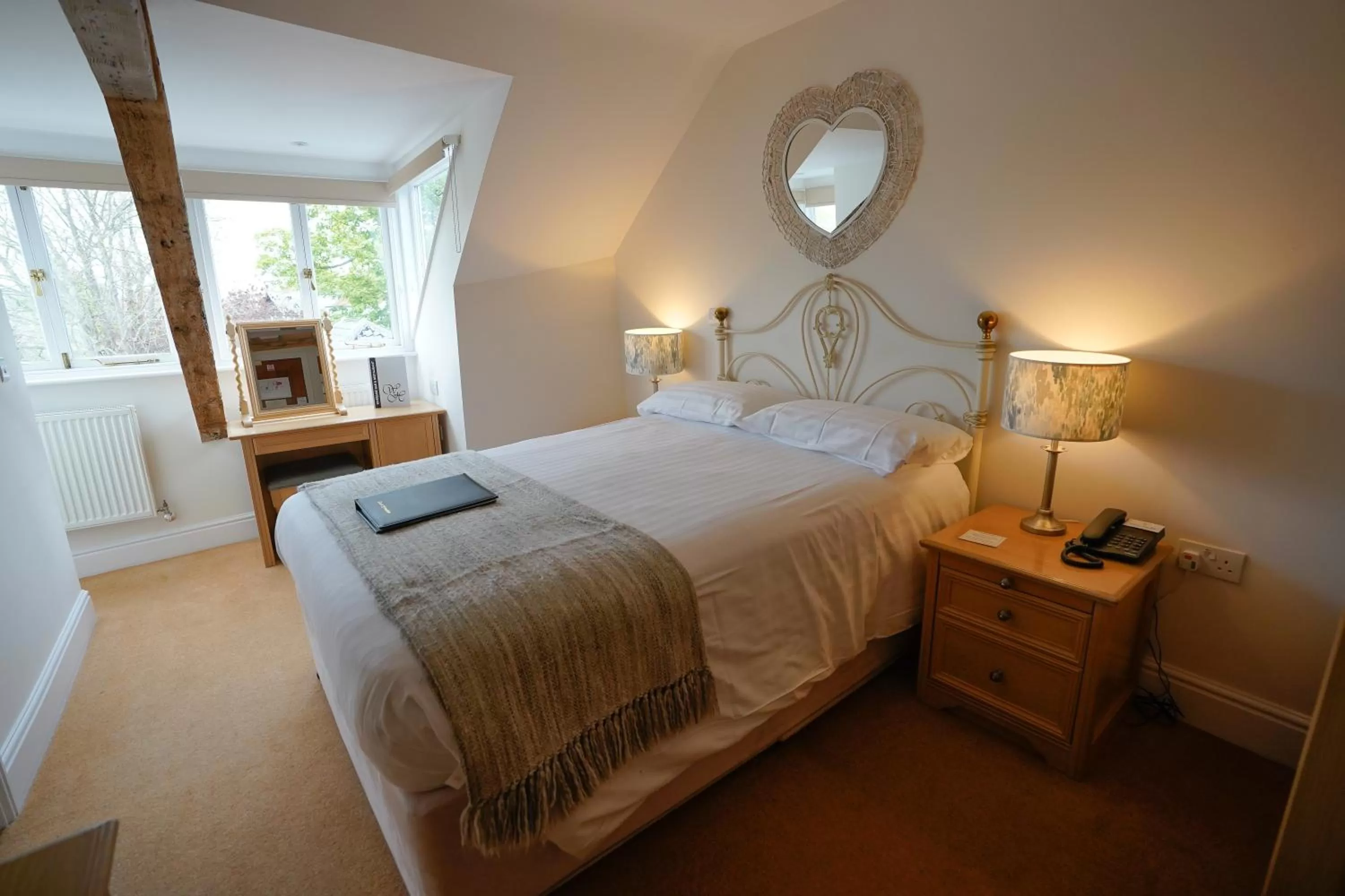 Bed in Waveney House Hotel