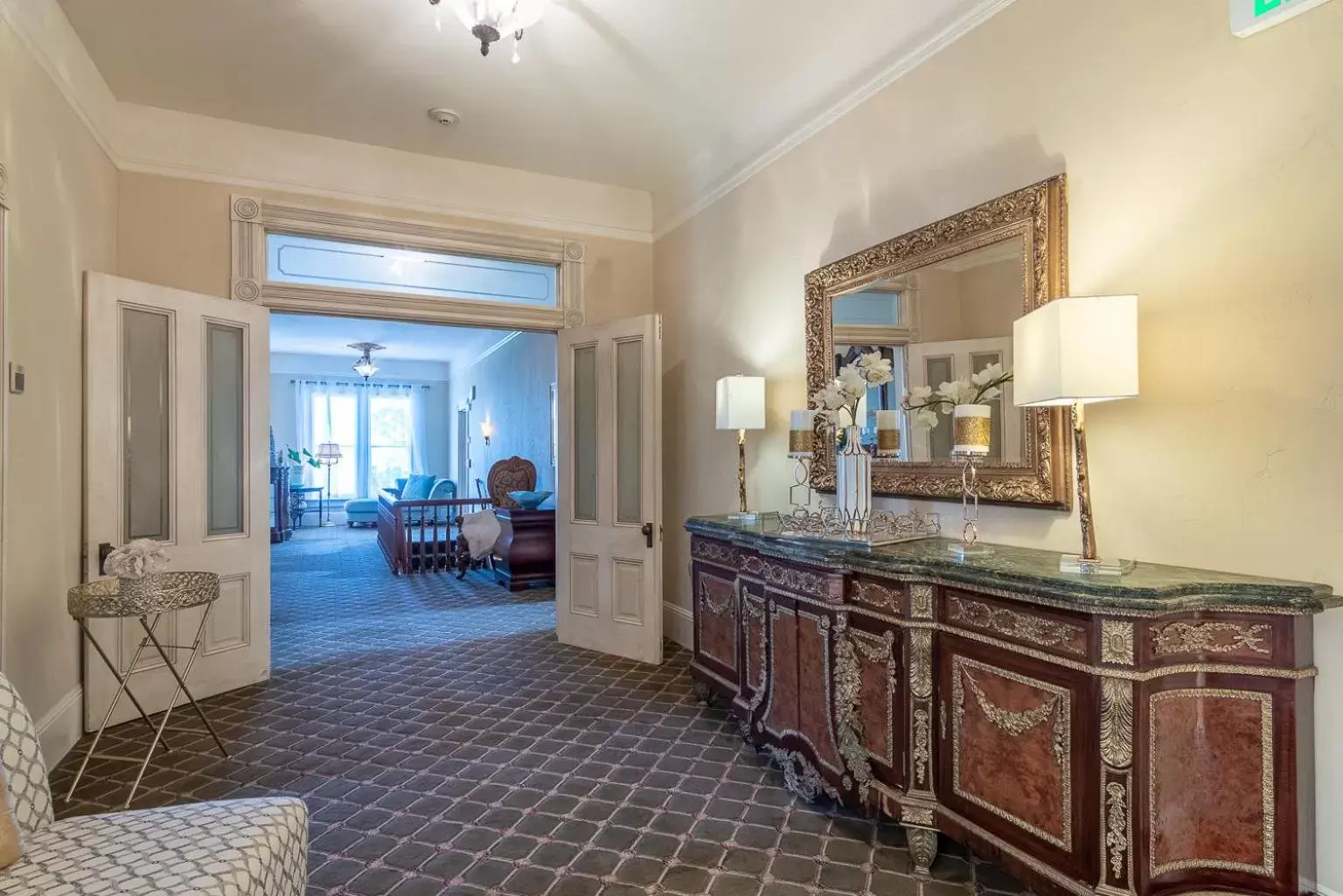Property building in Chateau Coralini Property building in Chateau Coralini