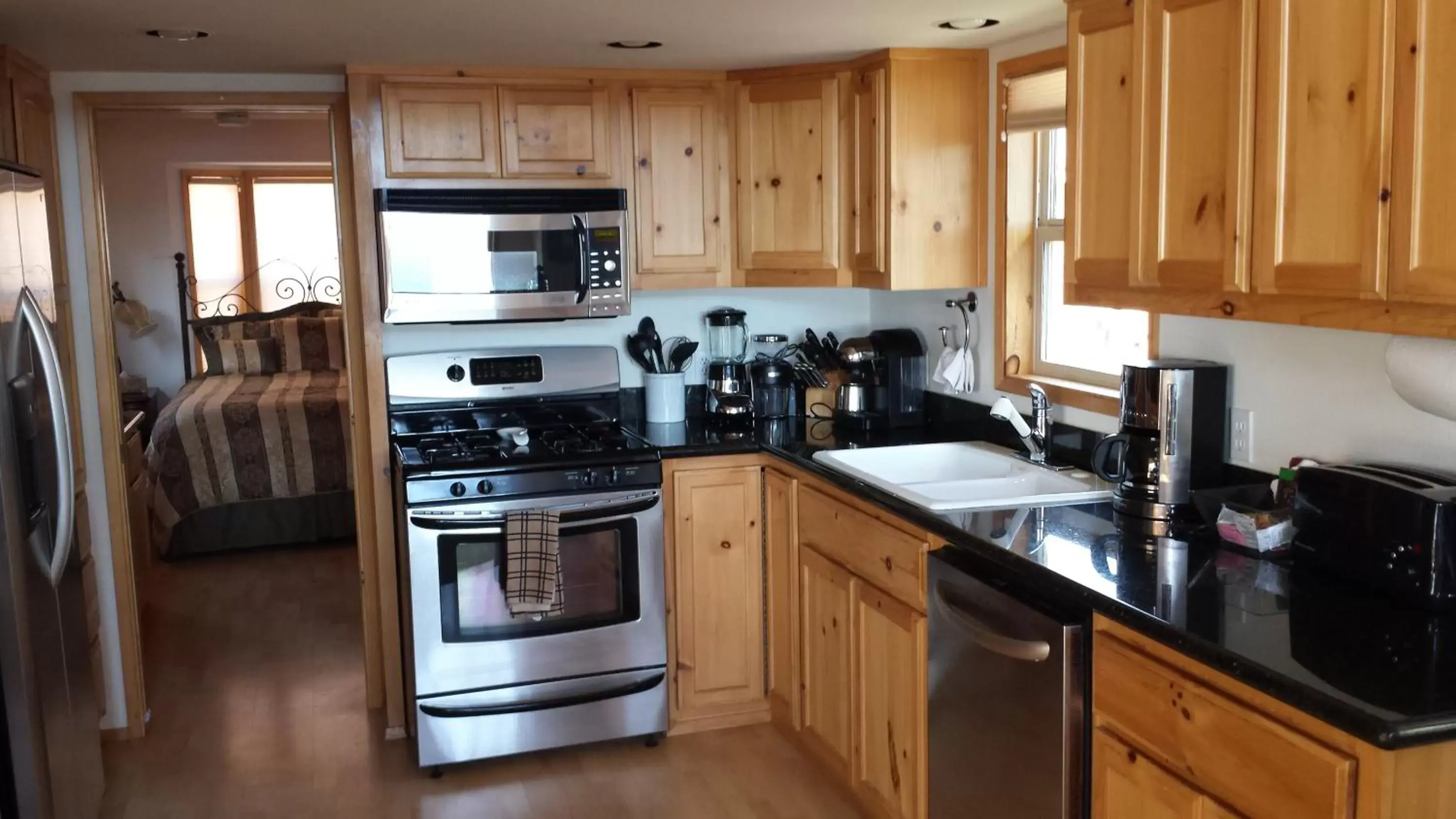 Sea view, Kitchen/Kitchenette in Whaleshead Beach Resort