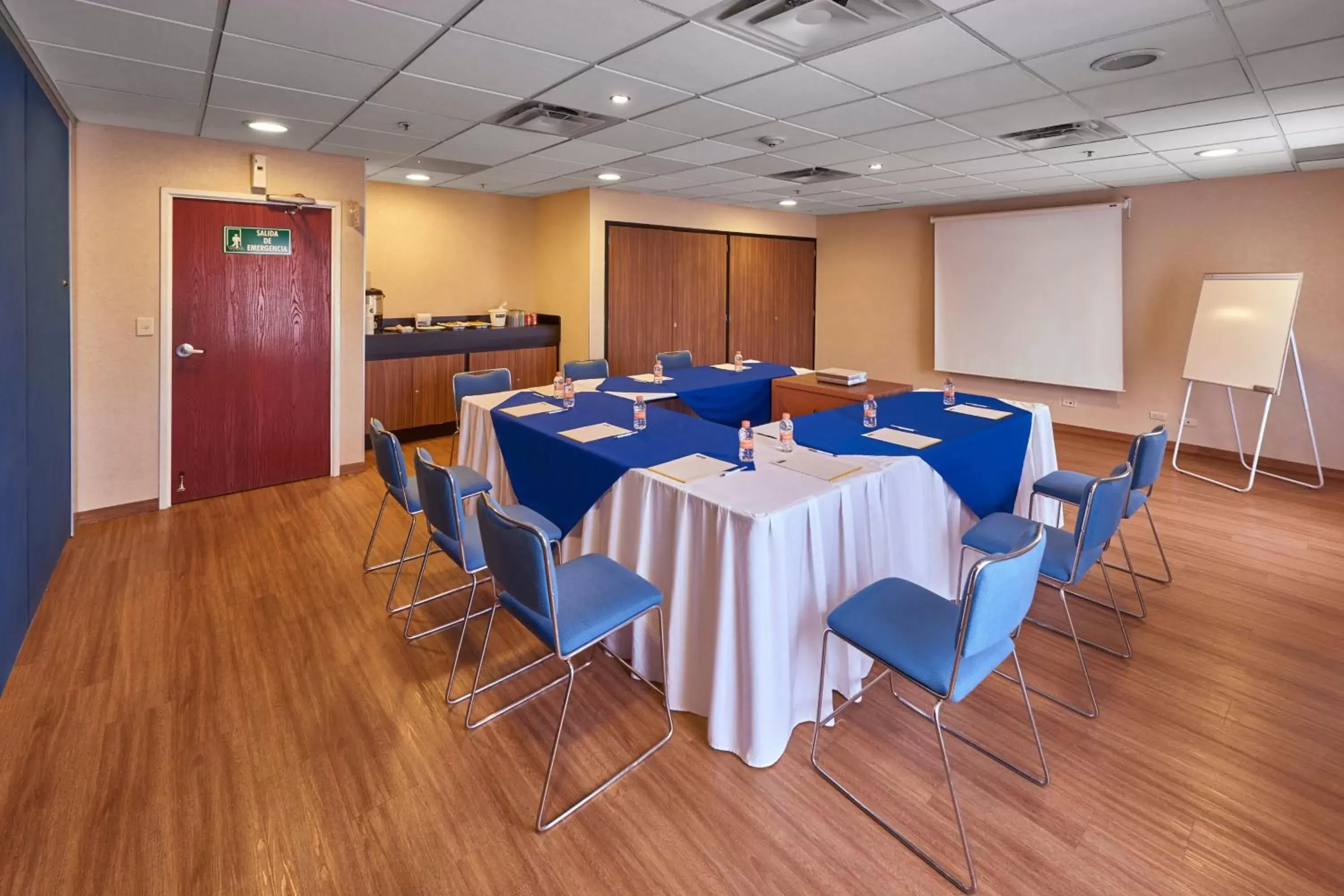 Meeting/conference room in City Express by Marriott Tuxtla Gutiérrez