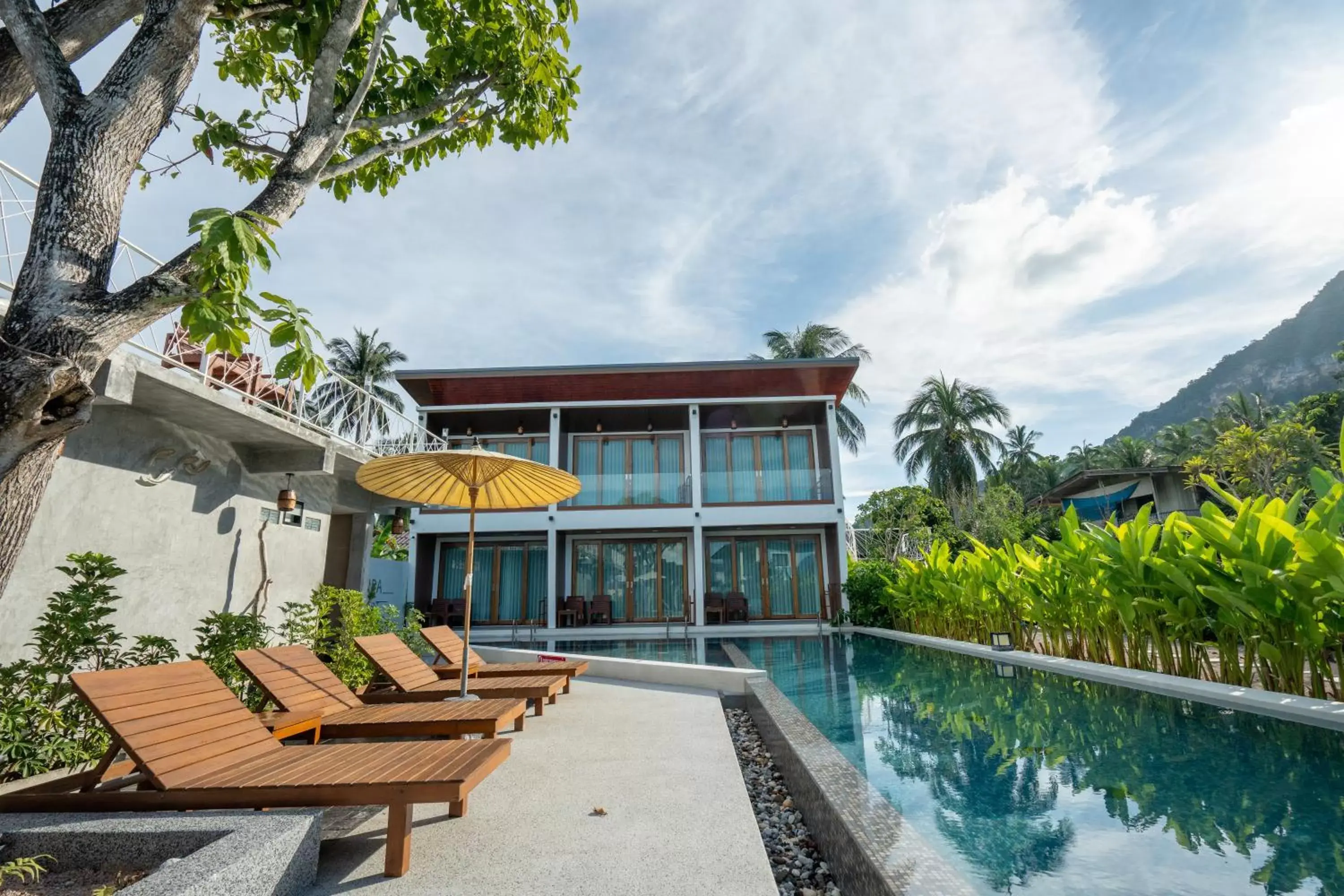 Swimming Pool in Janpa Resort