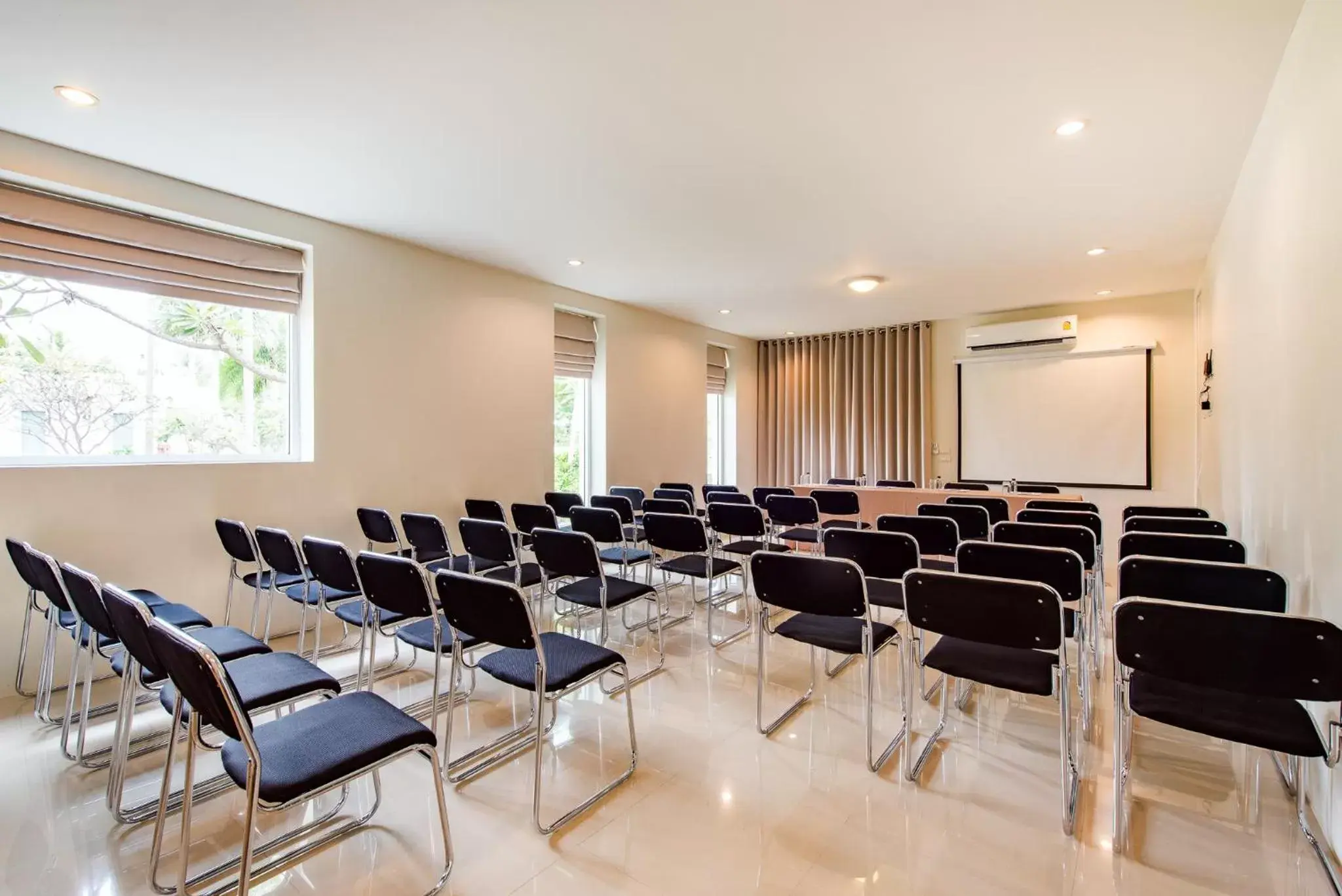 Meeting/conference room in The Beach Village Resort