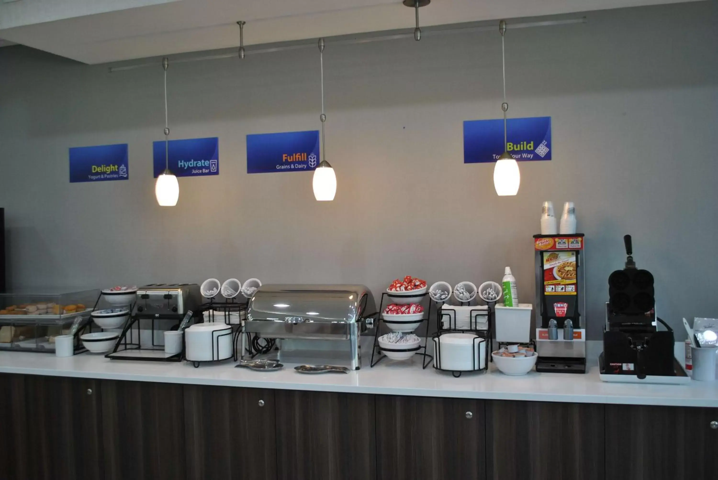 Restaurant/places to eat in Best Western Paramus Hotel & Suites Restaurant/places to eat in Best Western Paramus Hotel & Suites