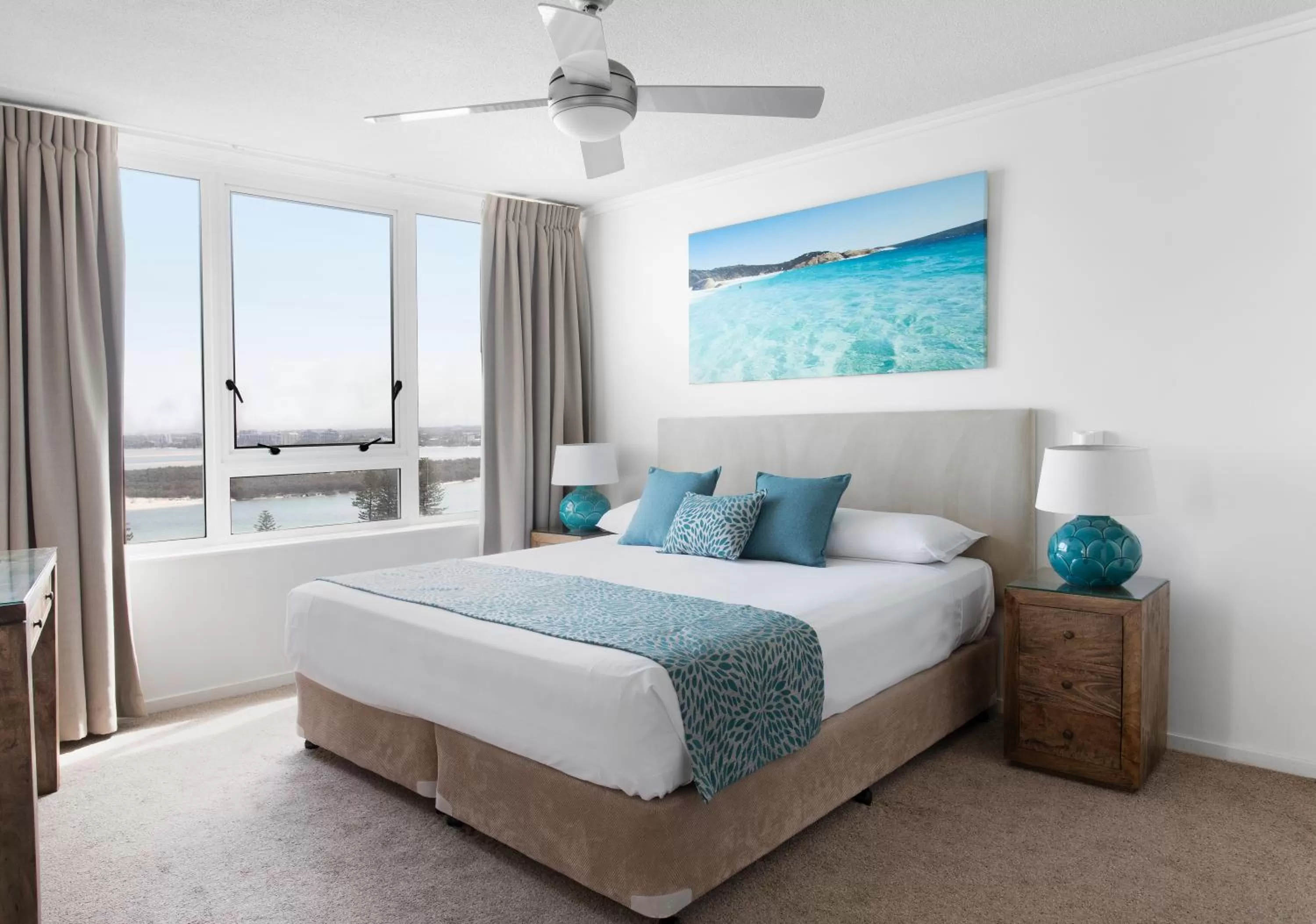 Bedroom, Bed in Aspect Caloundra