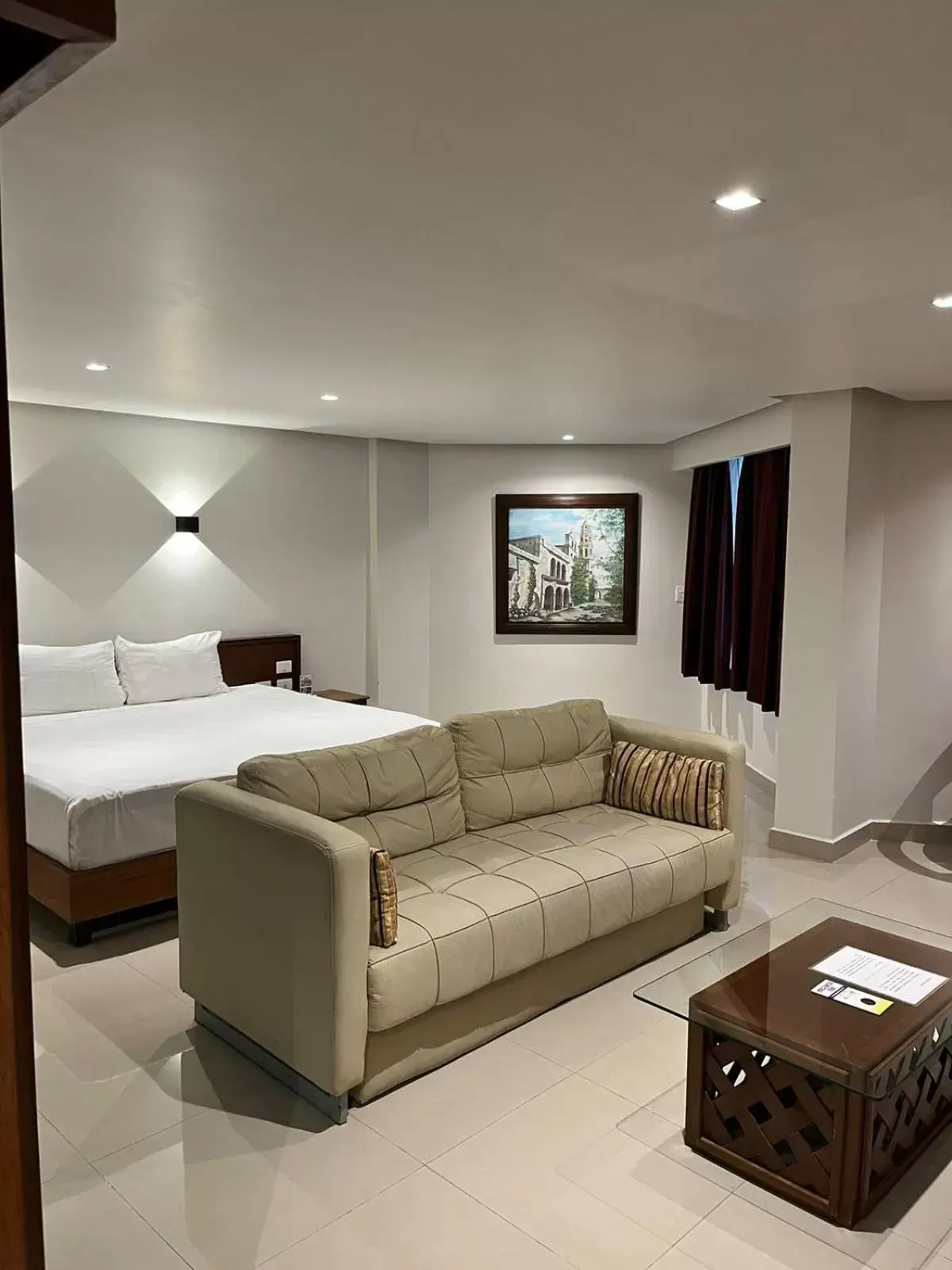 Bedroom, Seating Area in Hotel Plaza Kokai Cancún